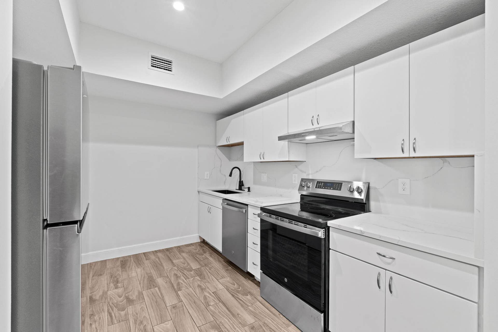 56 W 12th Street, #A, Riviera Beach, FL 33404 7-web-or-mls-A7407924