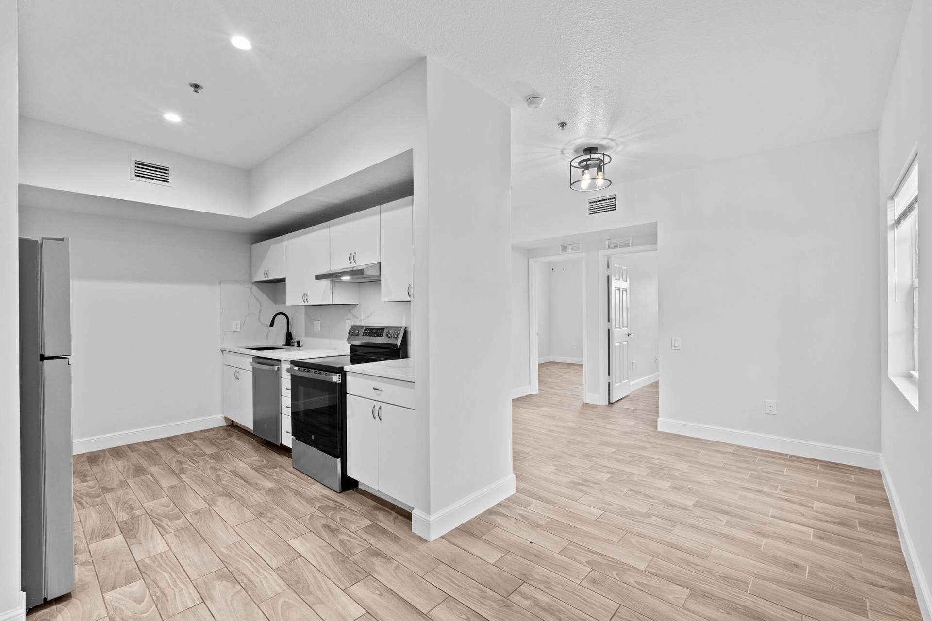 56 W 12th Street, #A, Riviera Beach, FL 33404 6-web-or-mls-A7407960