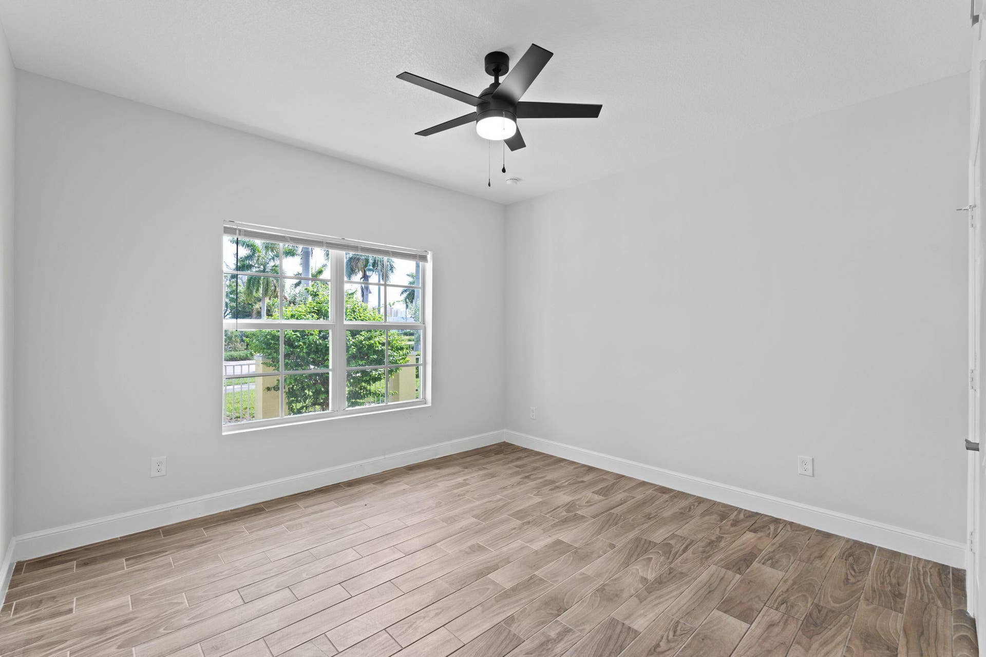 56 W 12th Street, #A, Riviera Beach, FL 33404 21-web-or-mls-A7407948