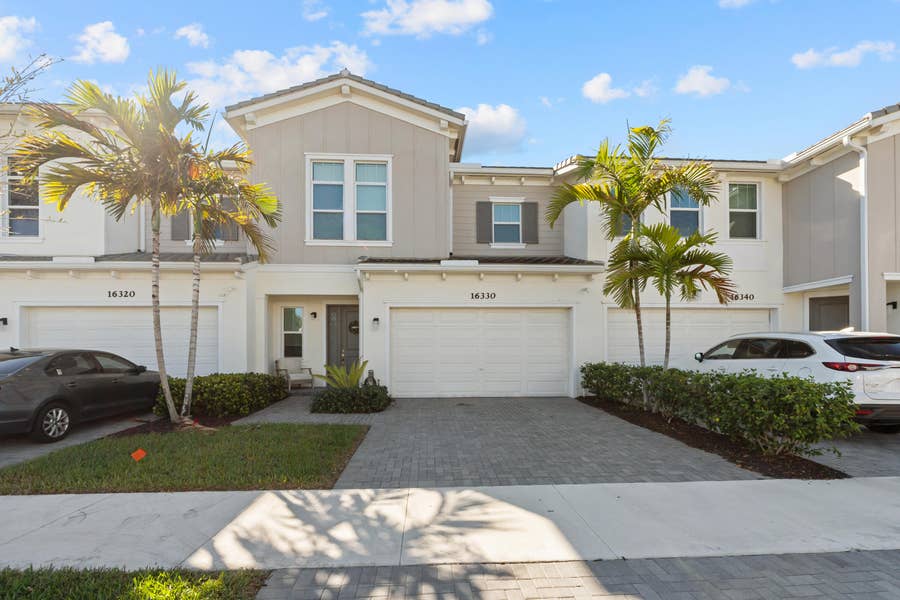 Property photo for 16330 Oakview Drive, Westlake, FL