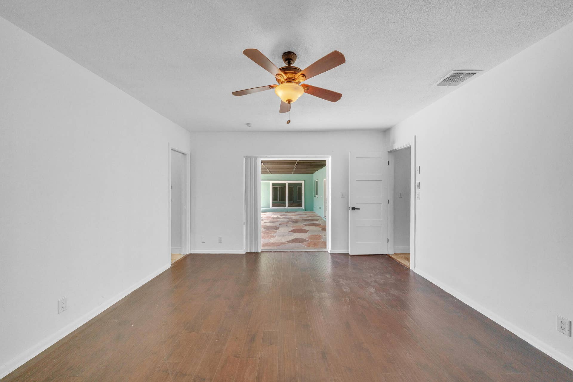 1941 SW 73rd Avenue, Plantation, FL 33317 28 Primary Bedroom Suite (2)