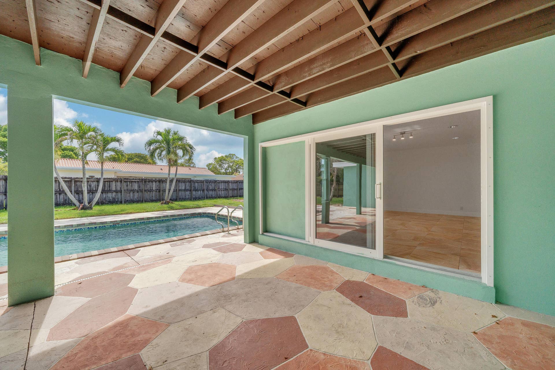 1941 SW 73rd Avenue, Plantation, FL 33317 16 PoolPatioBckyrd (3)