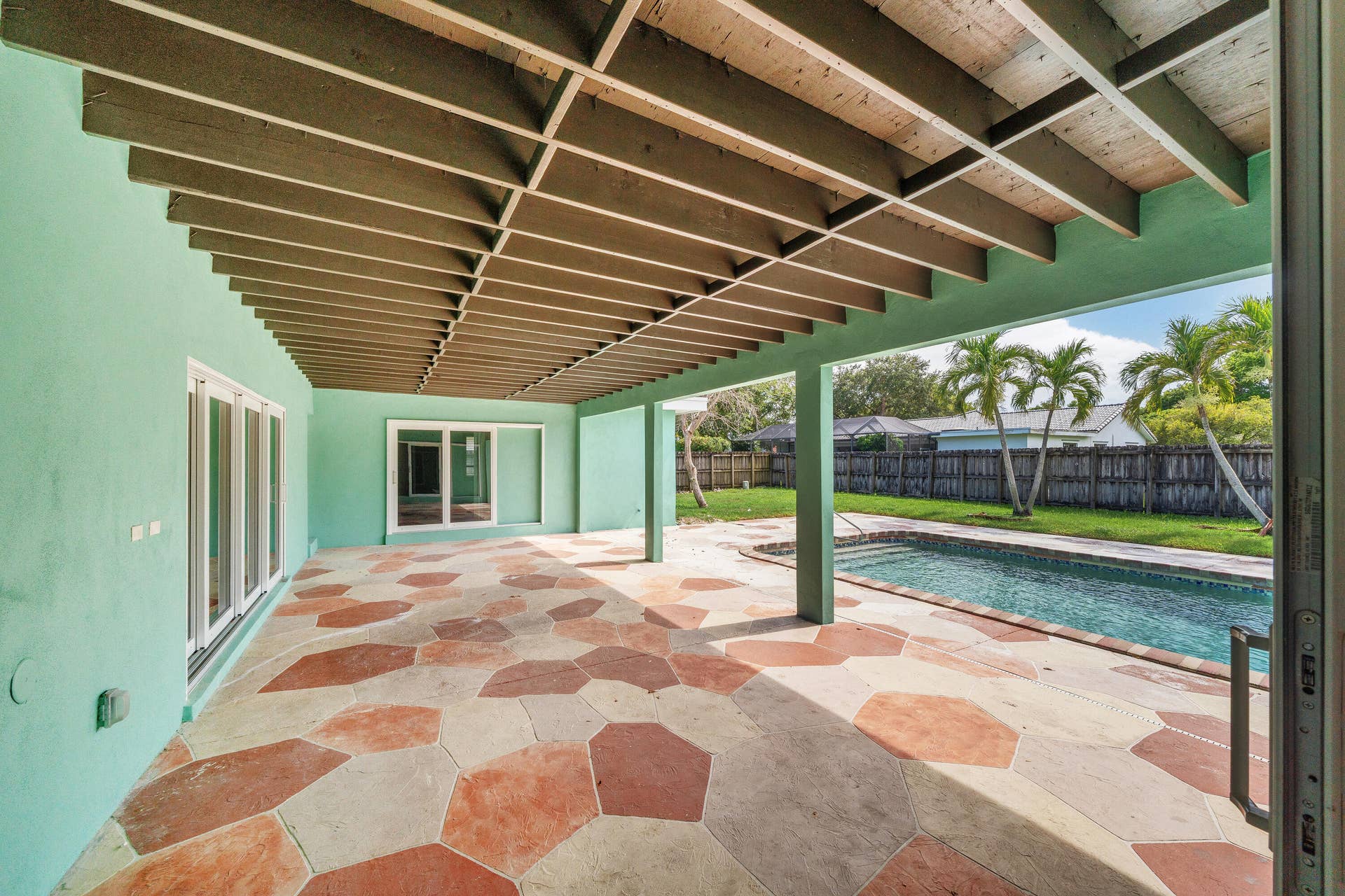 1941 SW 73rd Avenue, Plantation, FL 33317 16 PoolPatioBckyrd (1)
