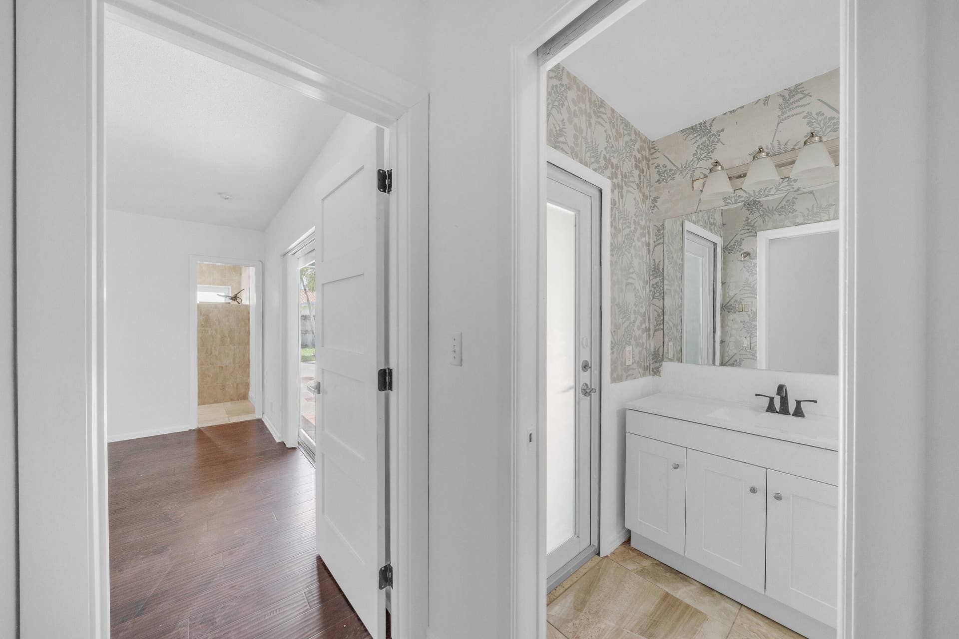 1941 SW 73rd Avenue, Plantation, FL 33317 27 Cabana Bath (1)