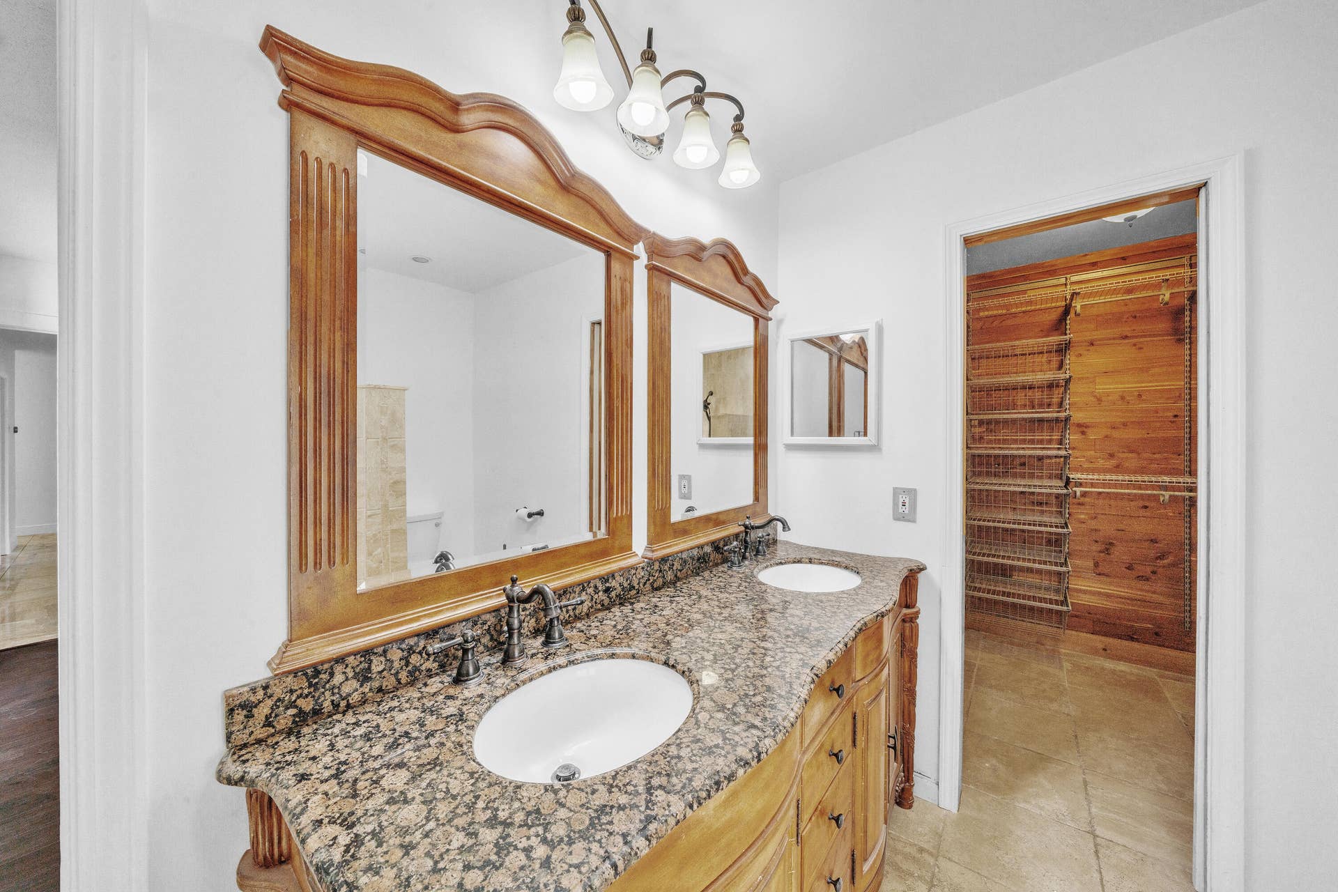 1941 SW 73rd Avenue, Plantation, FL 33317 28 Primary Bedroom Suite (8)