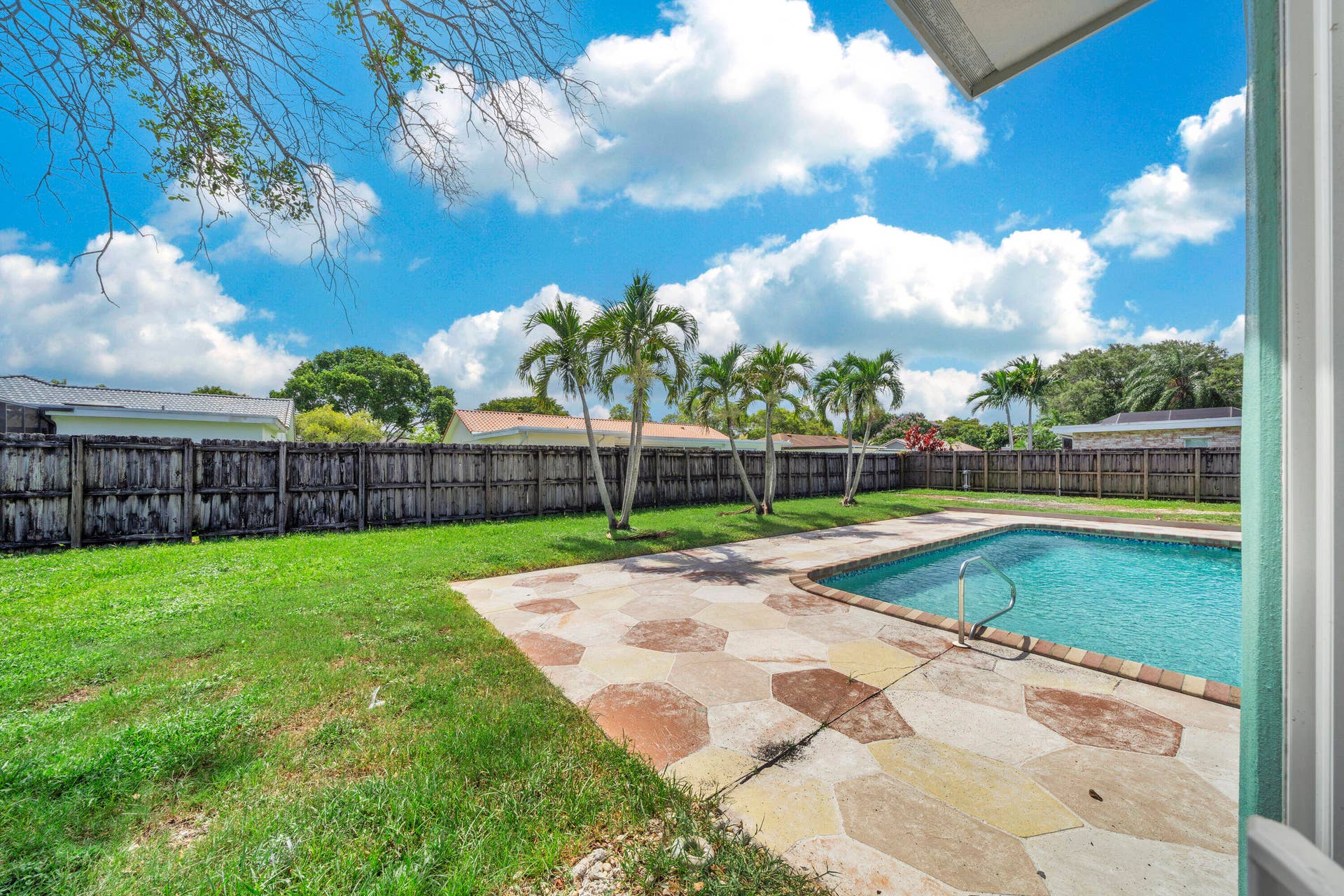 1941 SW 73rd Avenue, Plantation, FL 33317 28 Primary Bedroom Suite (13)