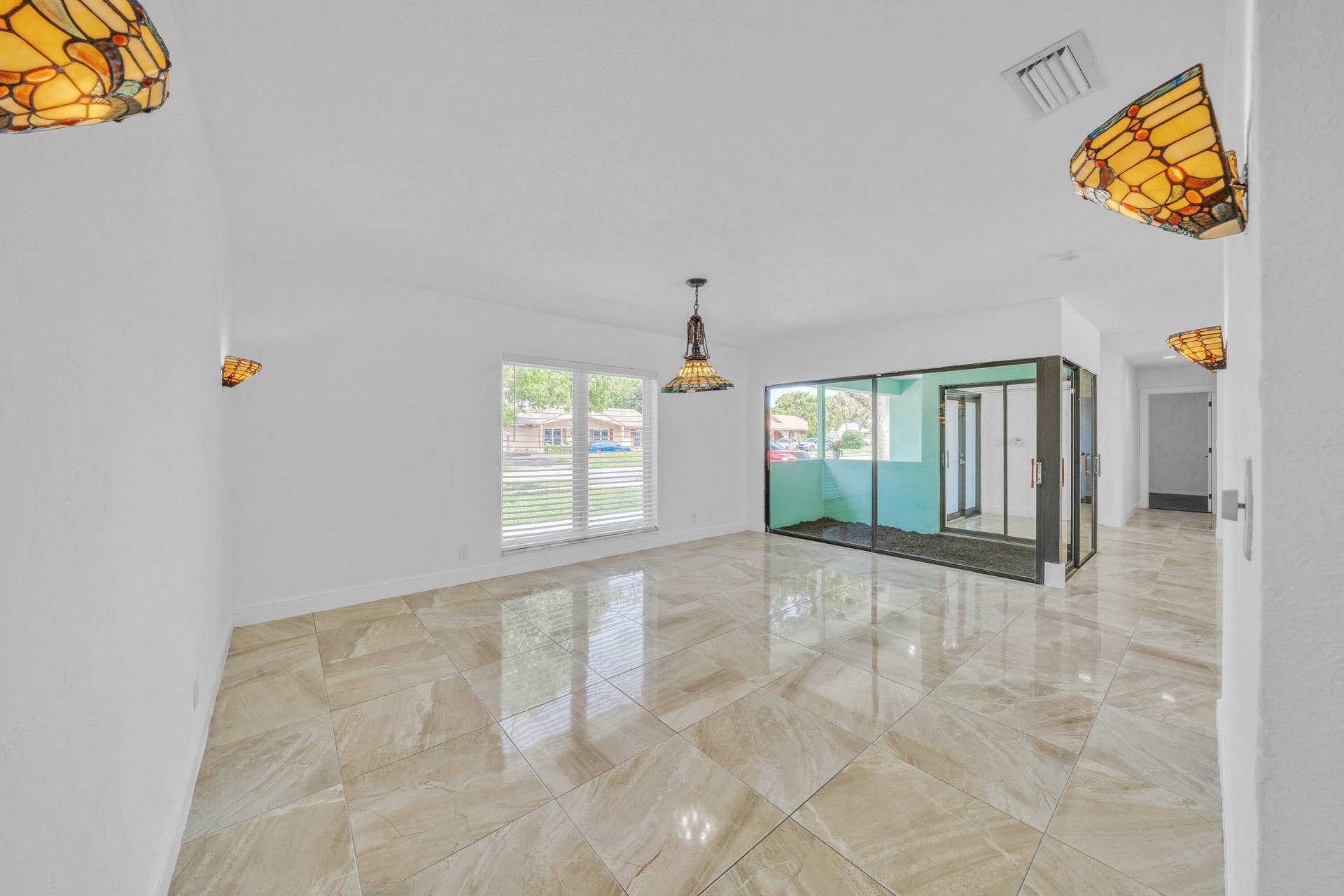 1941 SW 73rd Avenue, Plantation, FL 33317 20 Dining Area