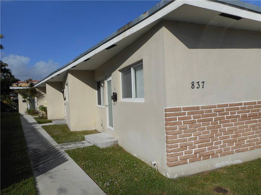 Property photo for 837 NE 17th Avenue, Fort Lauderdale, FL