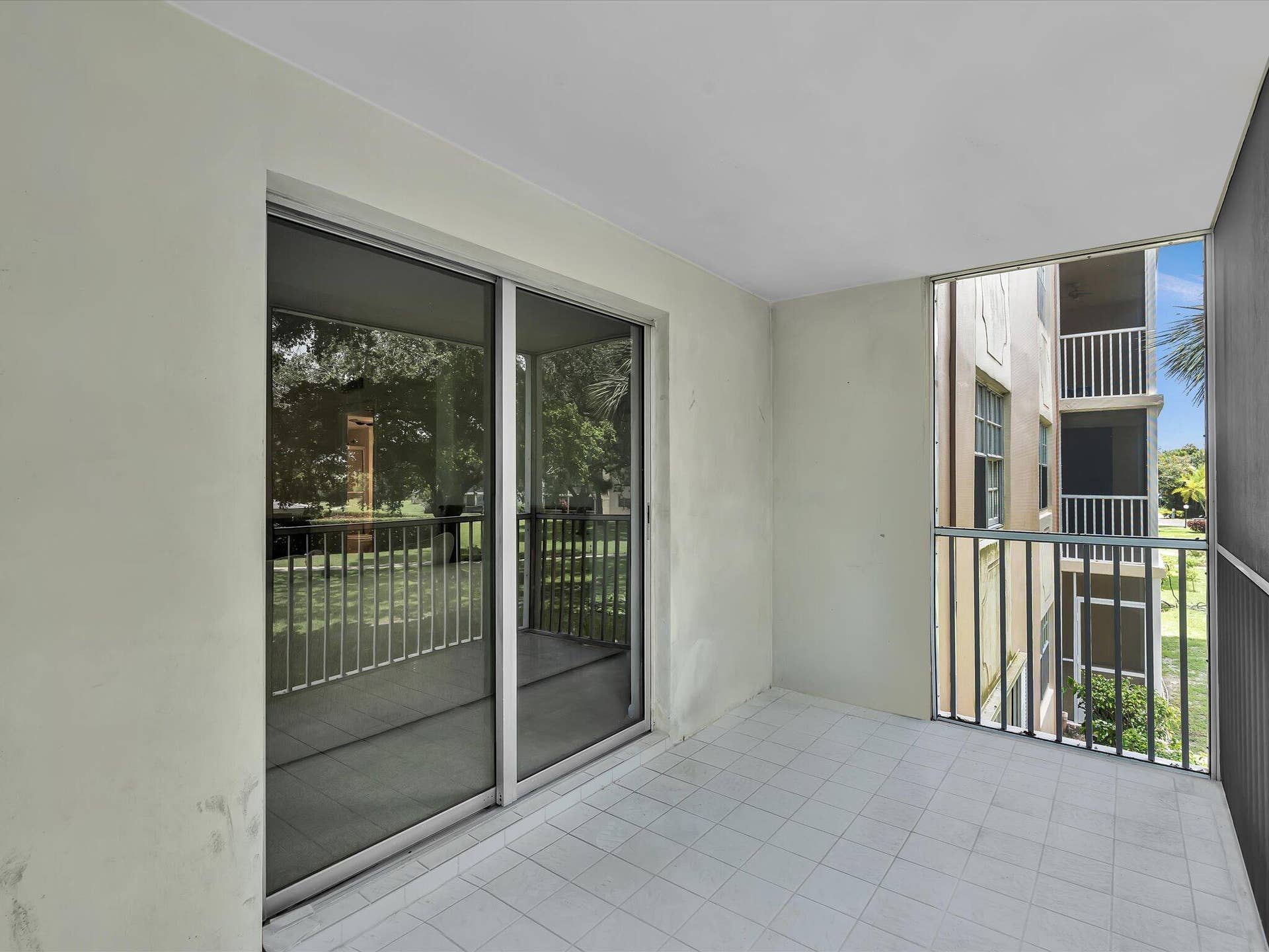 9101 W Sample Road, #204, Coral Springs, FL 33065 23-FPP00111