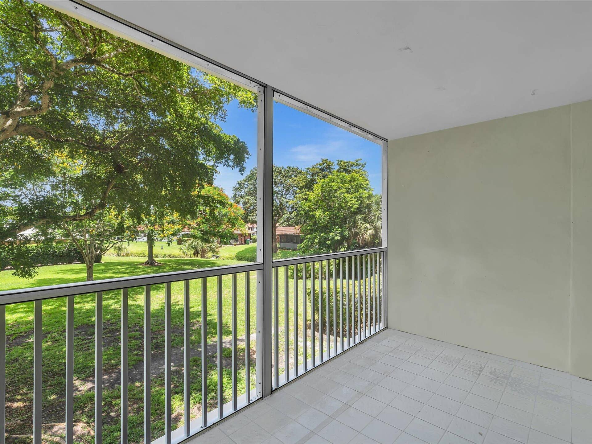 9101 W Sample Road, #204, Coral Springs, FL 33065 24-FPP00116