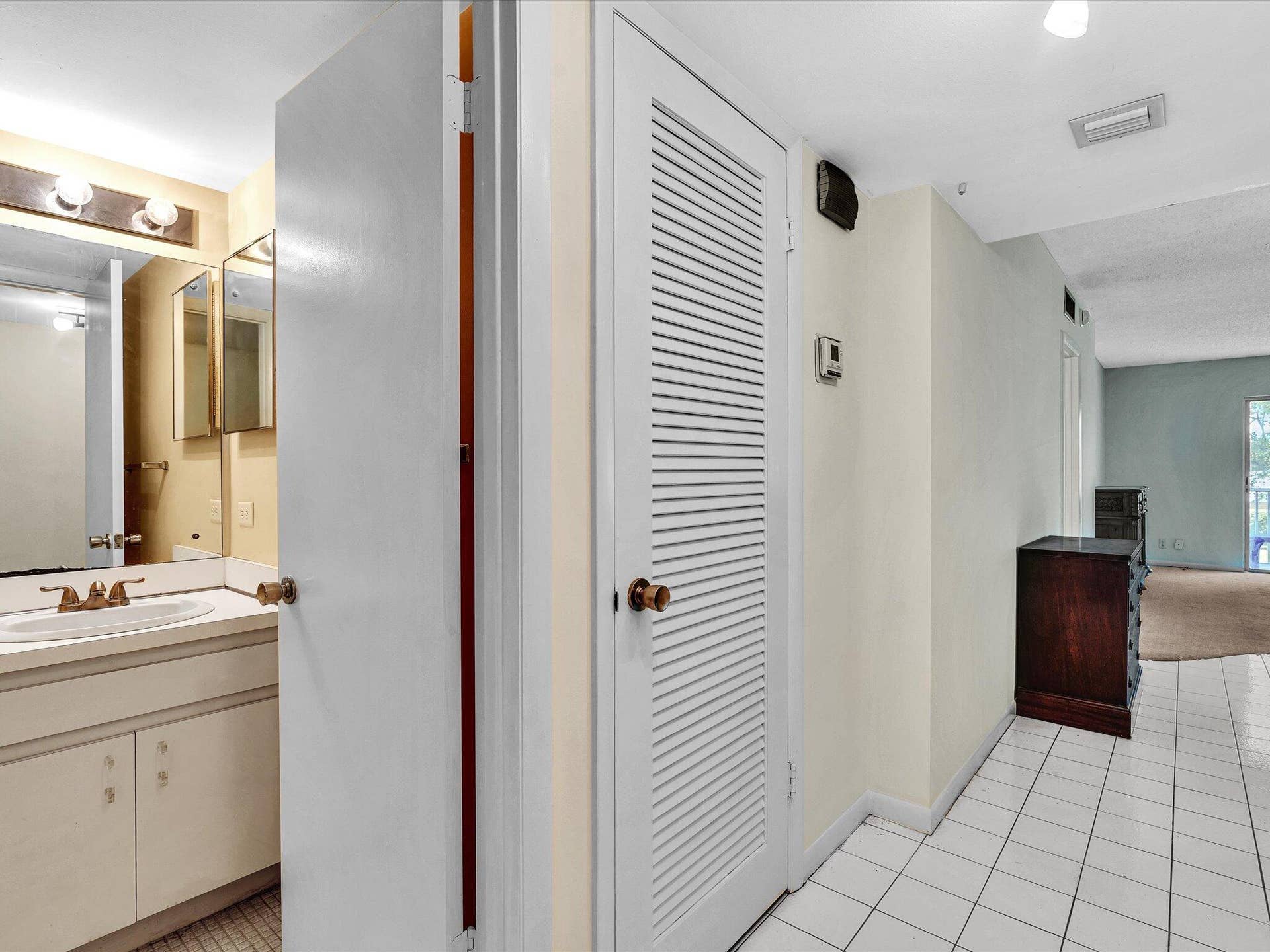 9101 W Sample Road, #204, Coral Springs, FL 33065 13-FPP00061