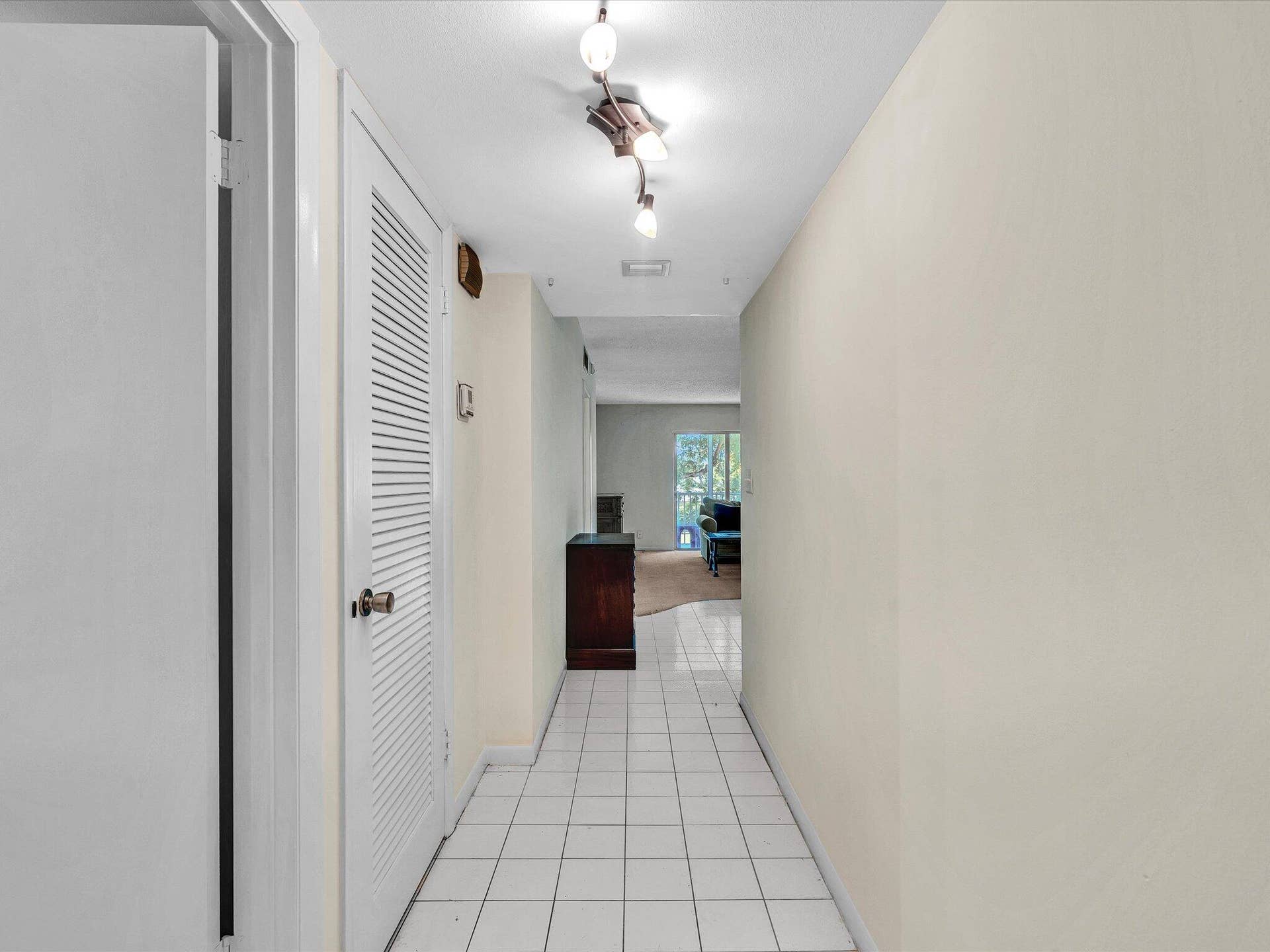 9101 W Sample Road, #204, Coral Springs, FL 33065 12-FPP00056
