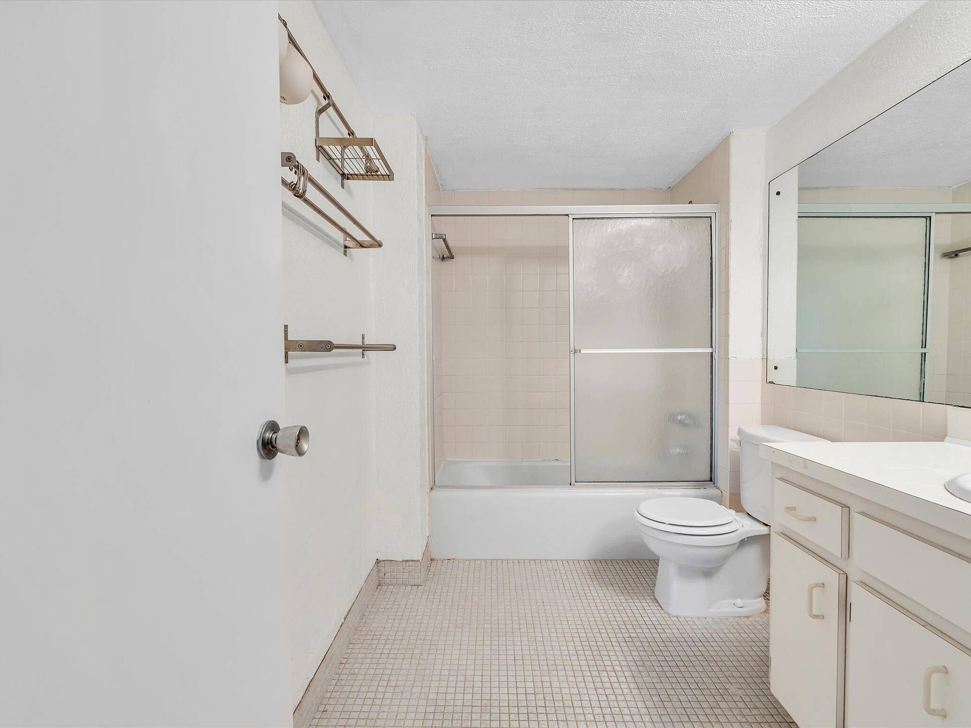 9101 W Sample Road, #204, Coral Springs, FL 33065 26-FPP00126