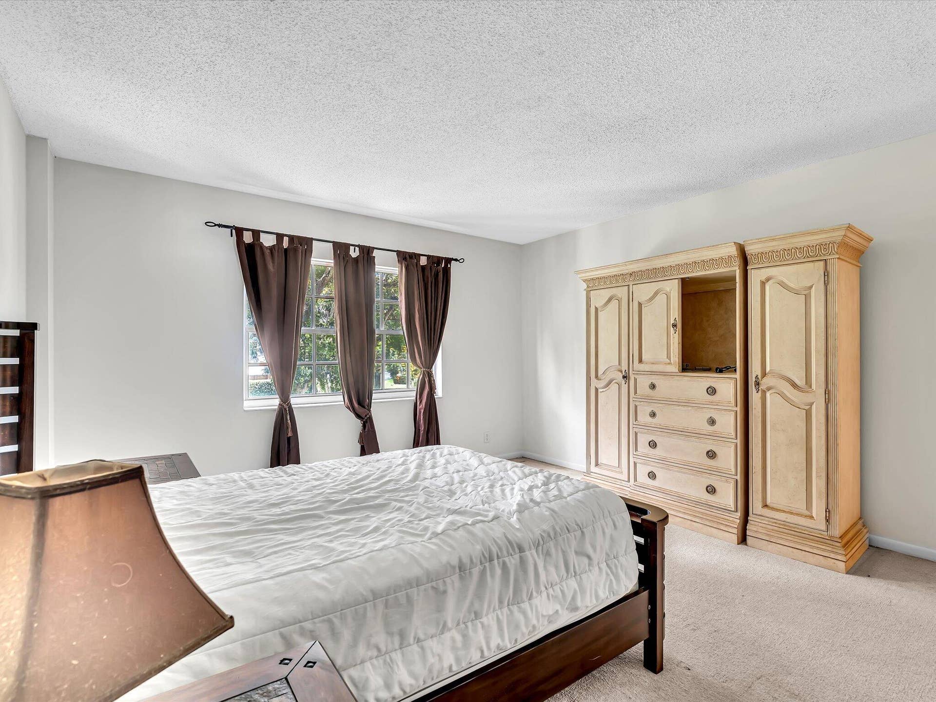 9101 W Sample Road, #204, Coral Springs, FL 33065 38-FPP00166