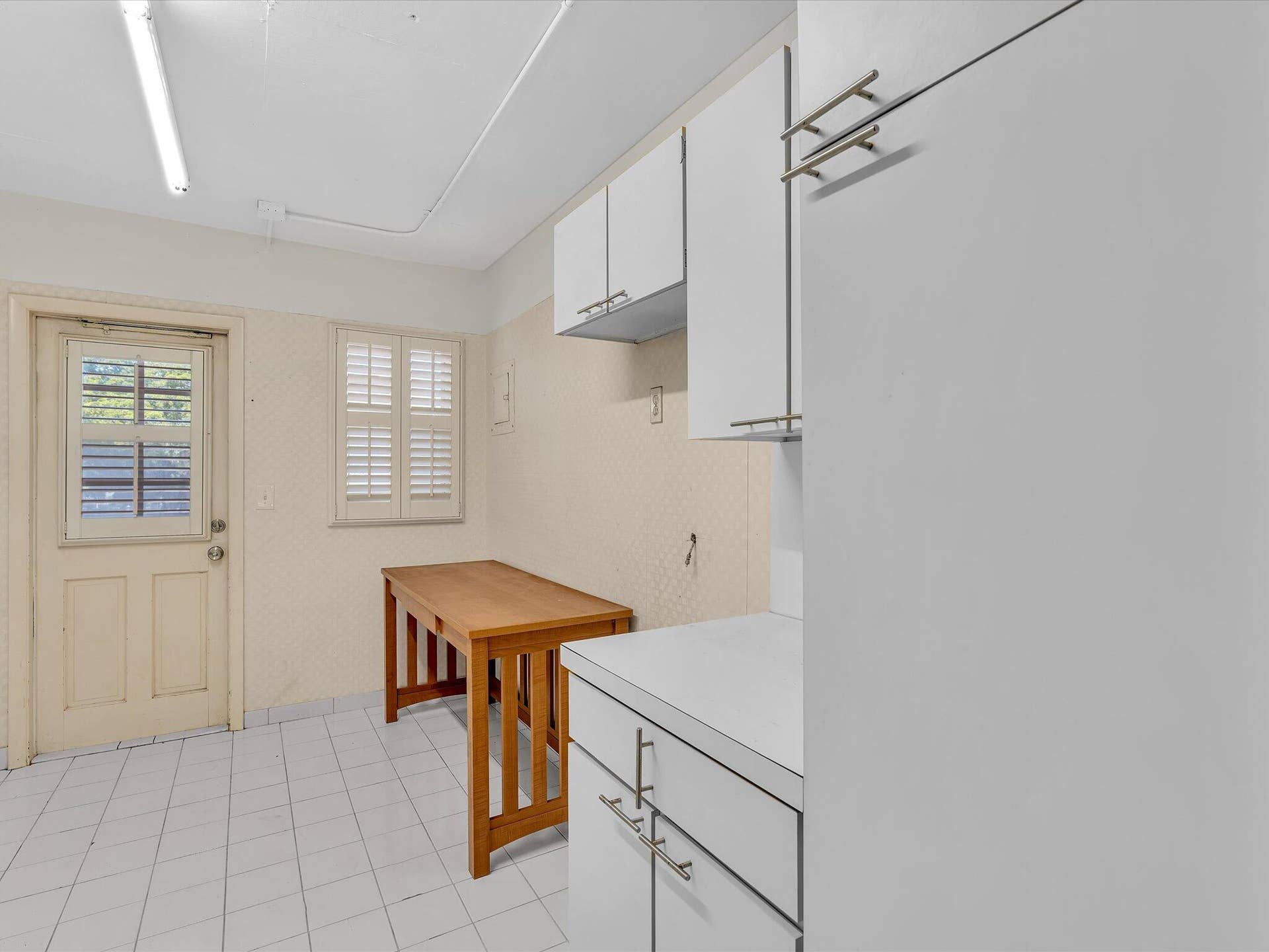9101 W Sample Road, #204, Coral Springs, FL 33065 06-FPP00026