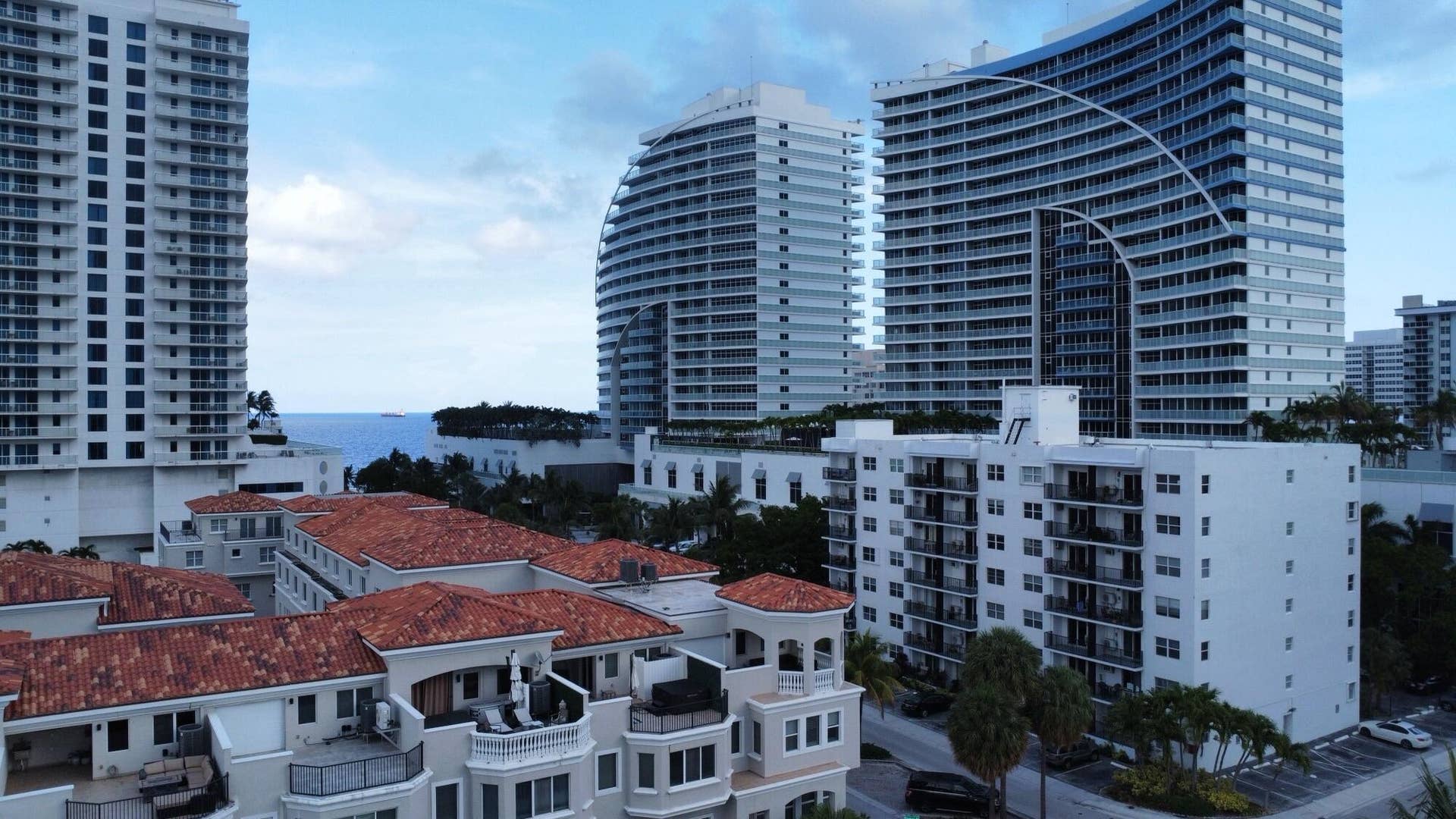 3000 Riomar Street, #210, Fort Lauderdale, FL 33304 DRONE#6