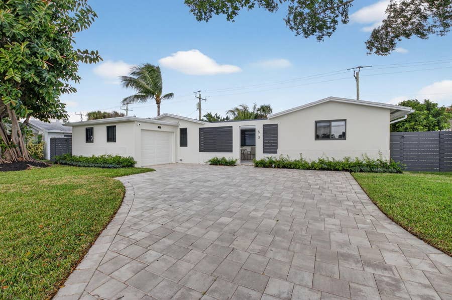 Property photo for 513 Lindell Boulevard, Delray Beach, FL