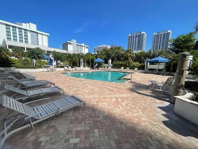 336 N Birch Road, #6d, Fort Lauderdale, FL 33304 IMG_3494