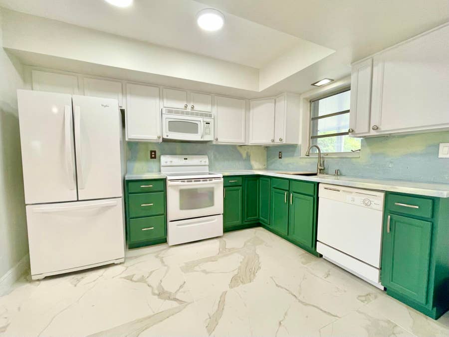 Property photo for 5630 Hollywood Boulevard, Hollywood, FL