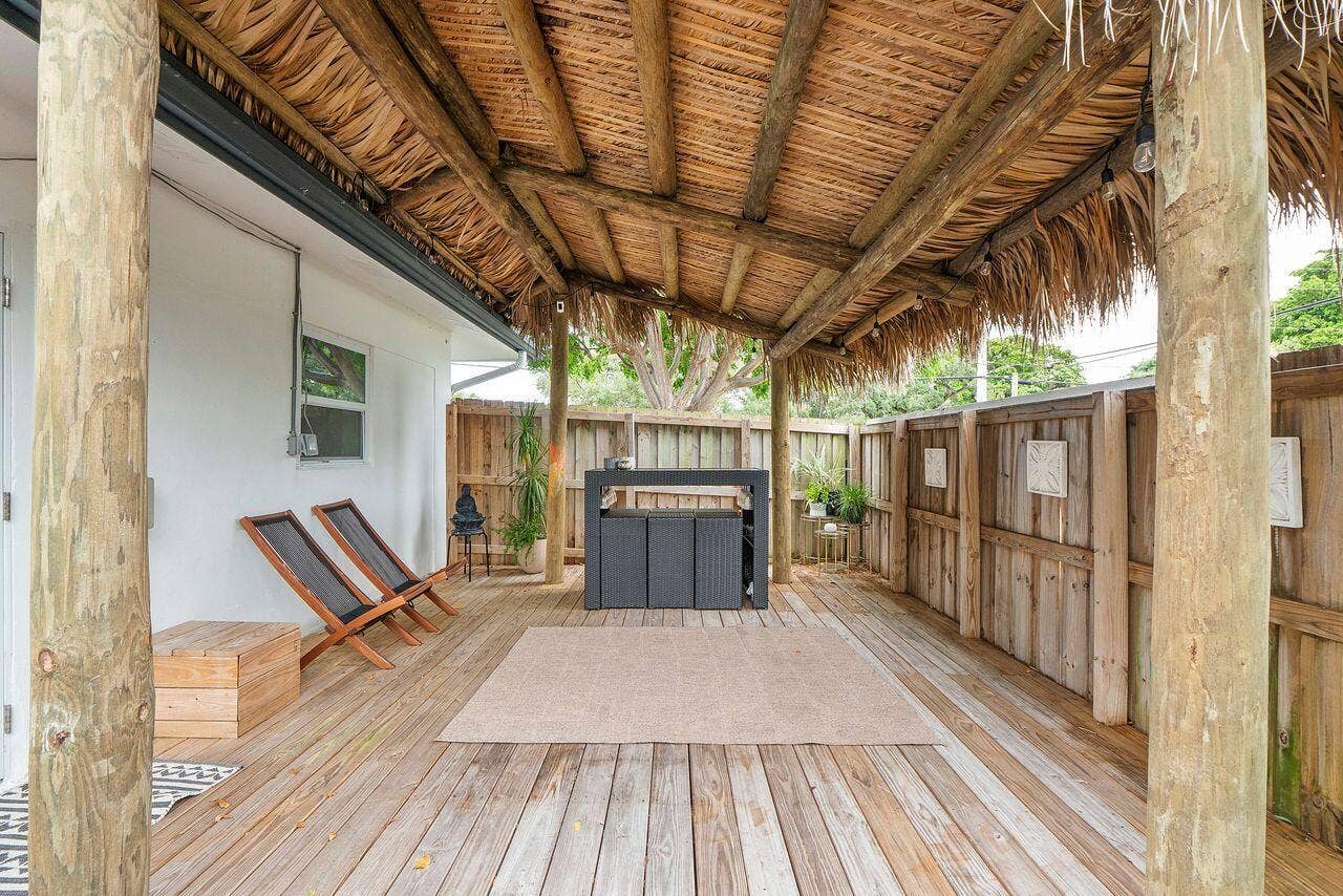 701 SE 5th Court, Pompano Beach, FL 33060 701 tiki hut #3