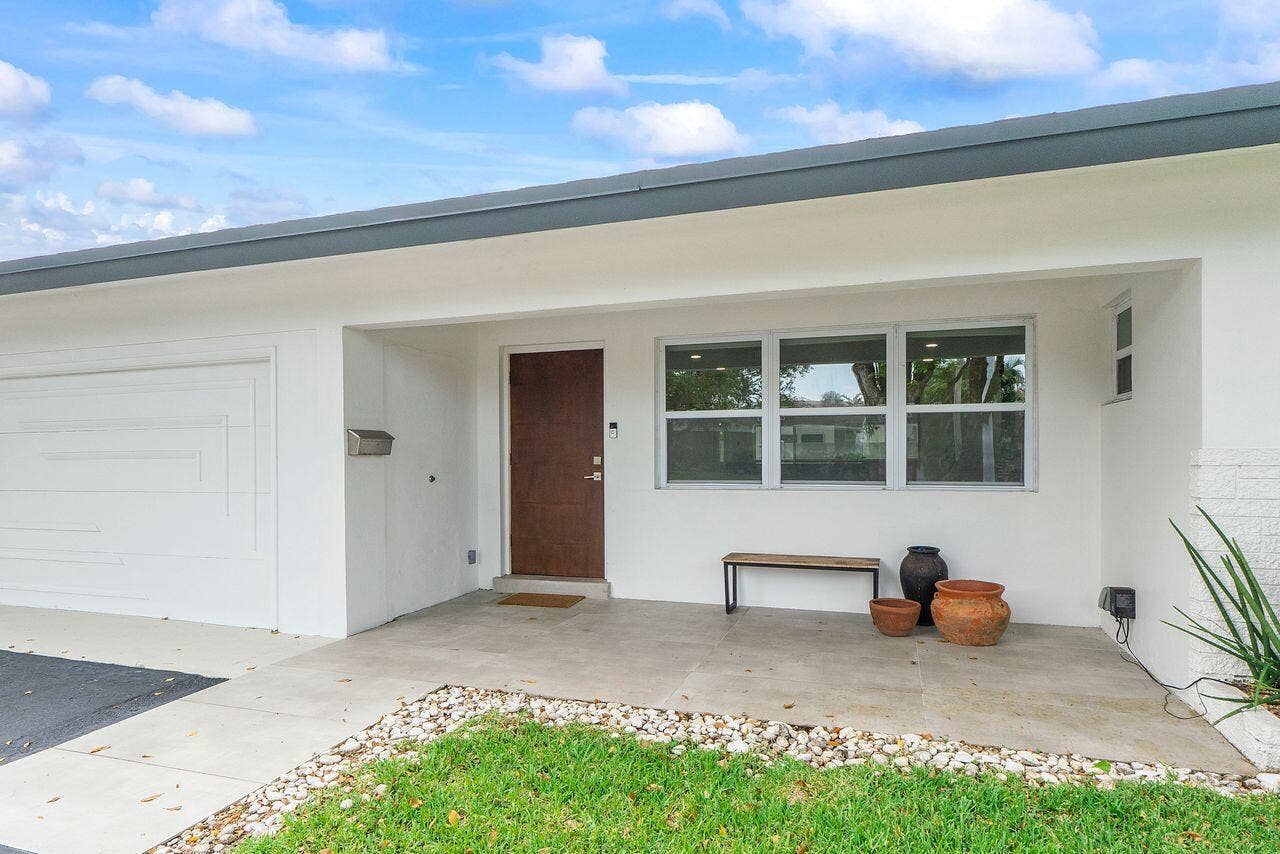 701 SE 5th Court, Pompano Beach, FL 33060 701 front #2