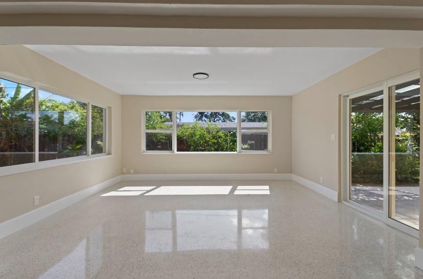 570 SE 2nd Avenue, Pompano Beach, FL 33060 Photo 12