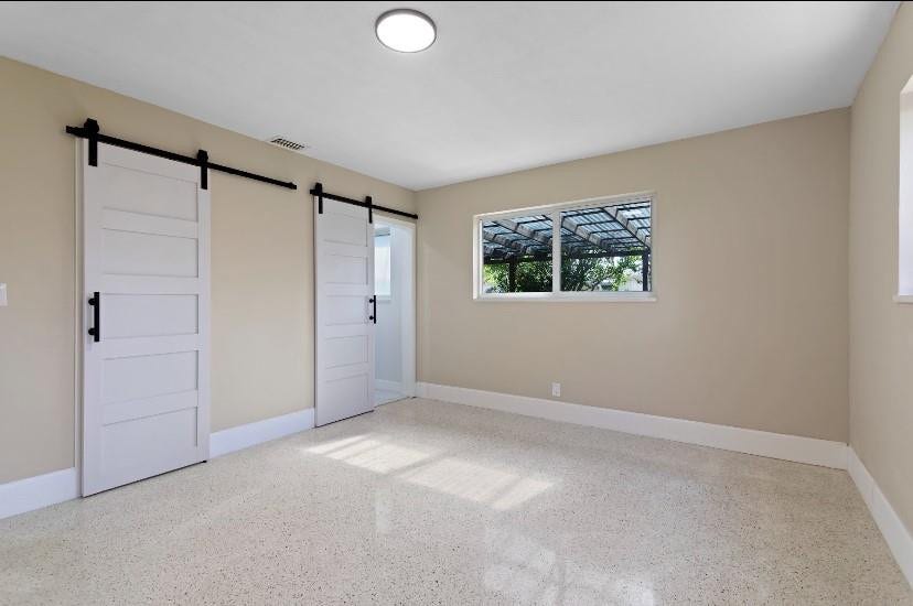 570 SE 2nd Avenue, Pompano Beach, FL 33060 Photo 18
