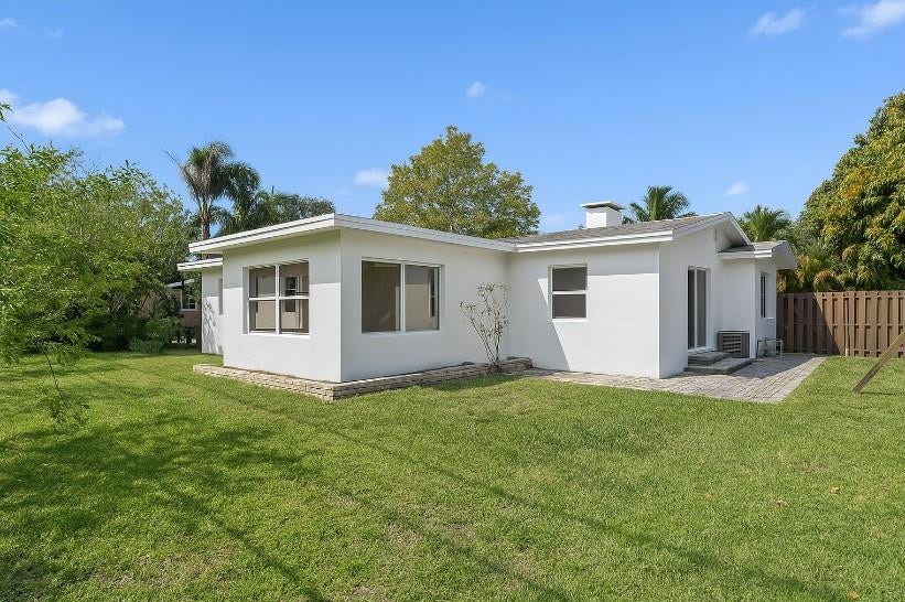 570 SE 2nd Avenue, Pompano Beach, FL 33060 Photo 27