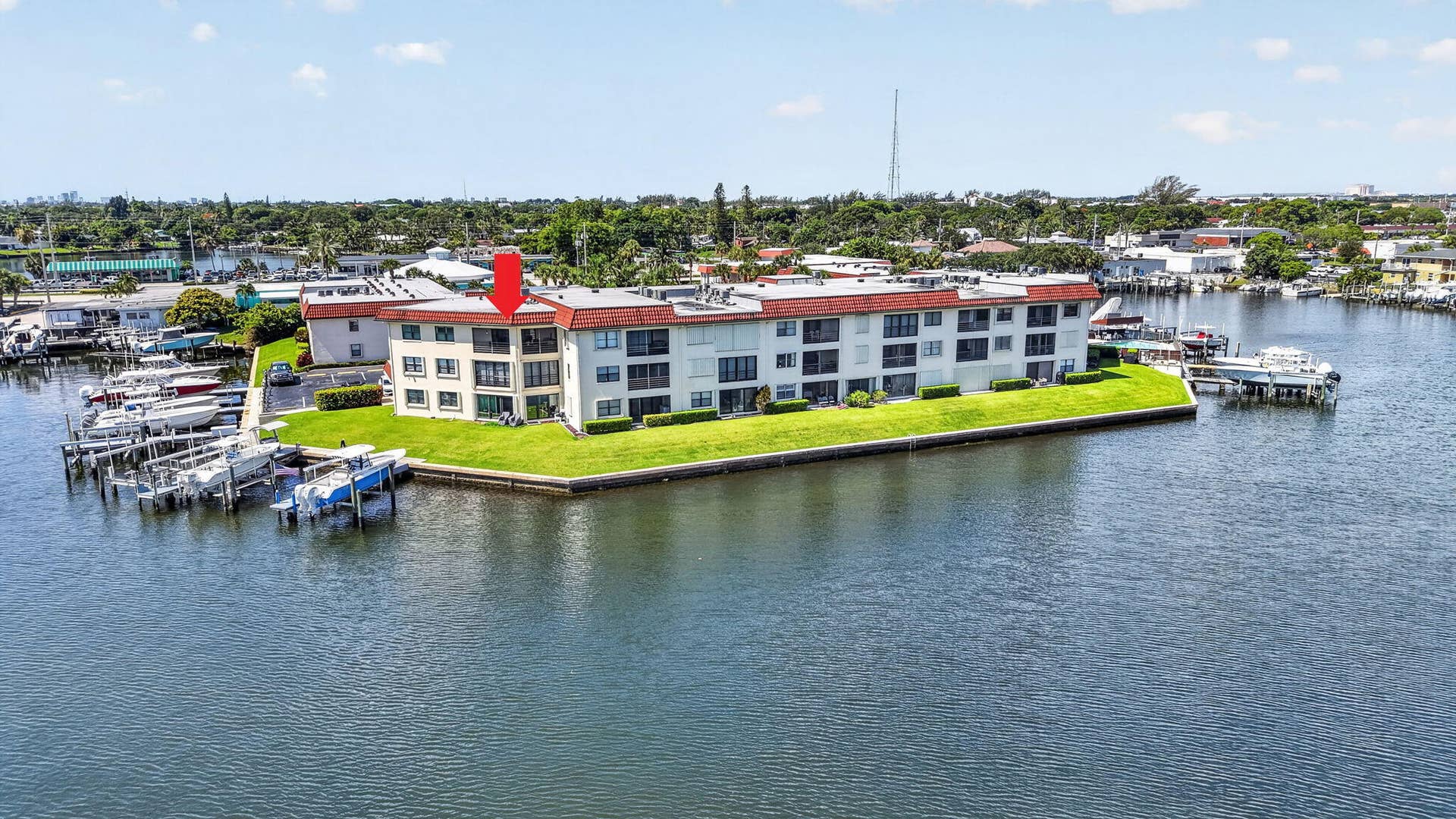 313 Lake Circle, #316, North Palm Beach, FL 33408 Aerial View of Condo