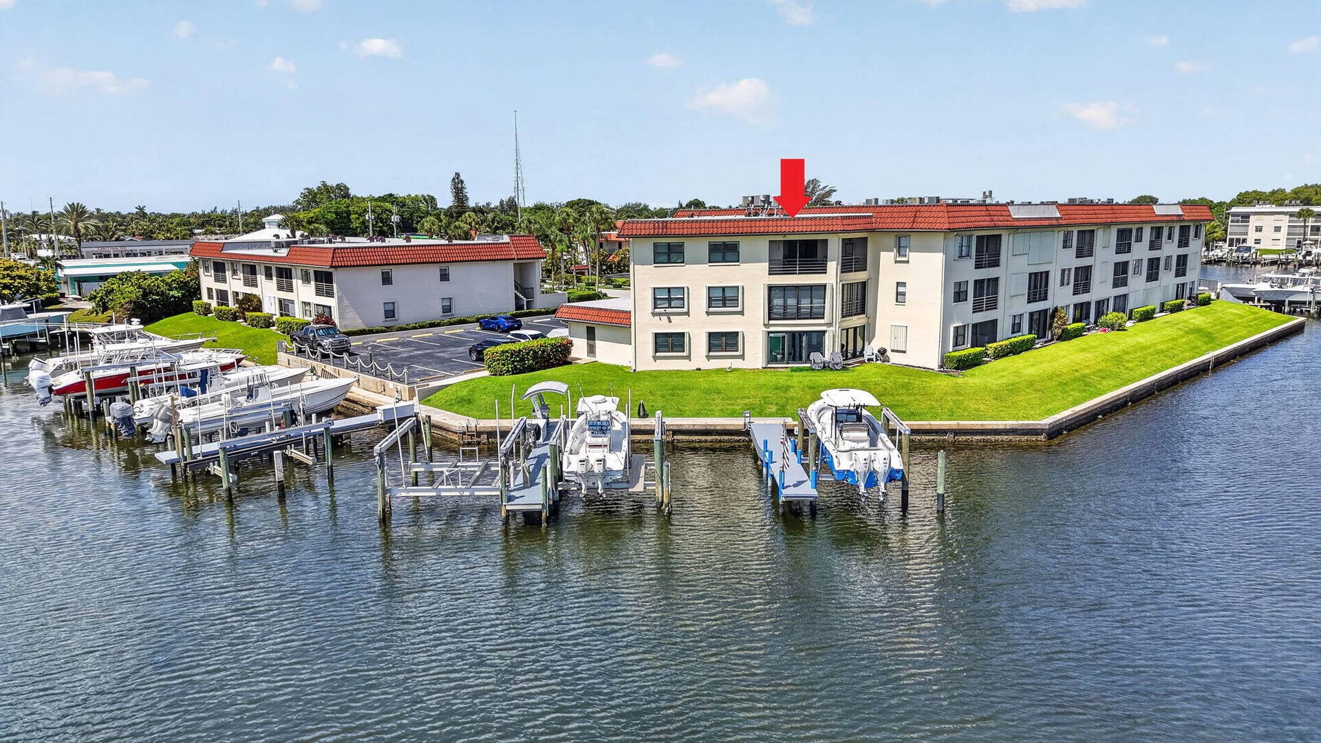 313 Lake Circle, #316, North Palm Beach, FL 33408 Aerial View of Condo