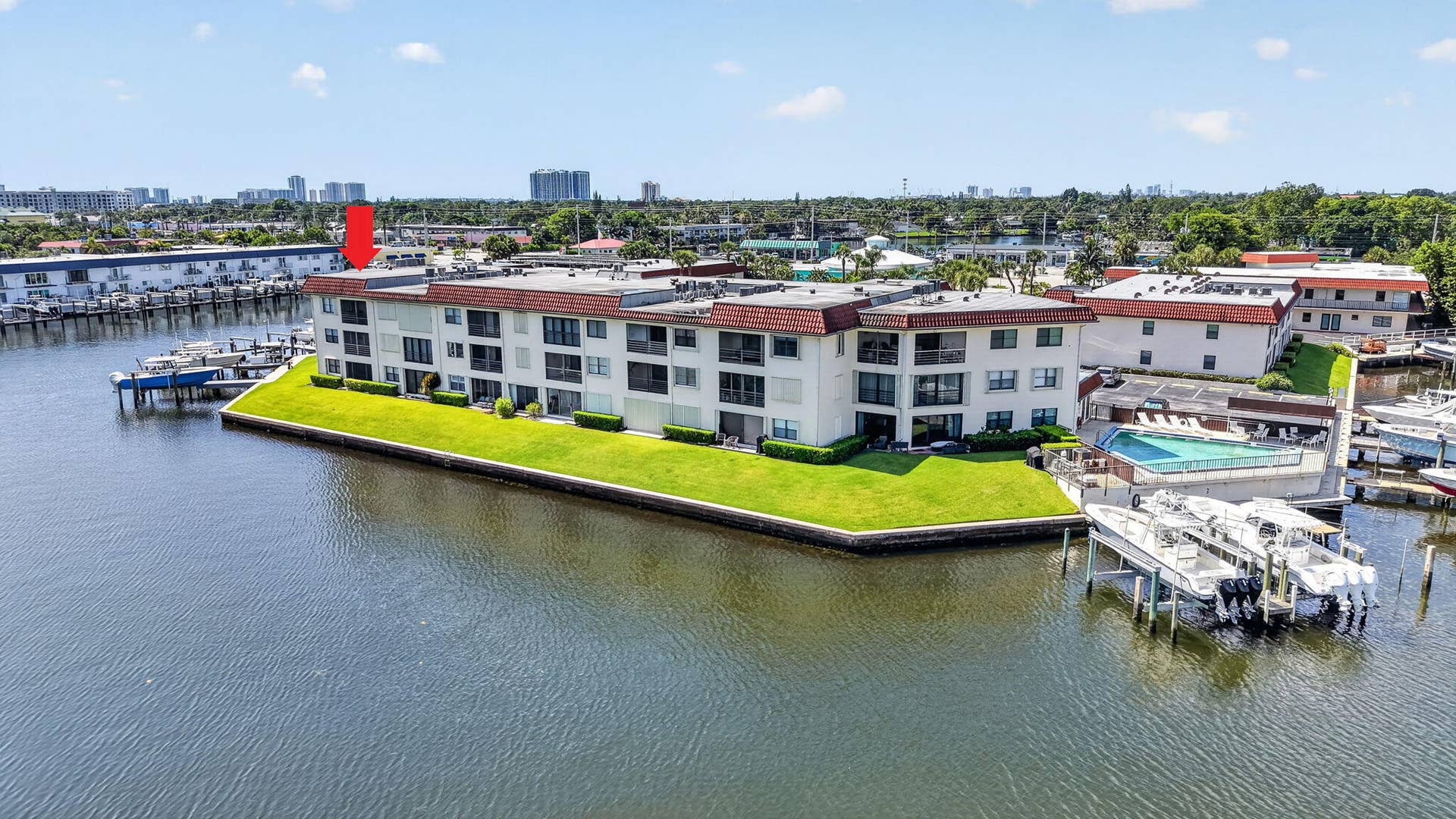 313 Lake Circle, #316, North Palm Beach, FL 33408 Aerial