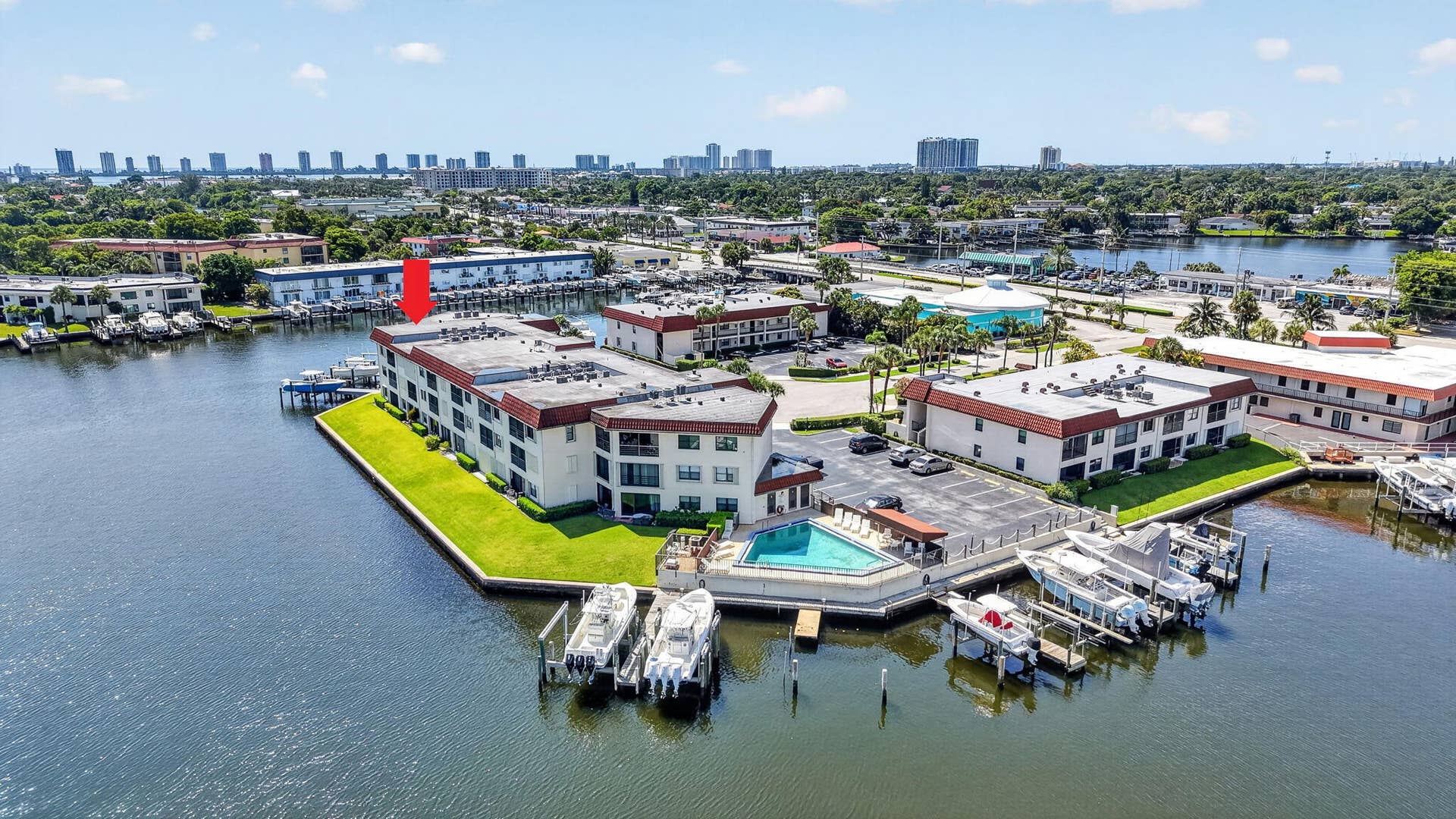 313 Lake Circle, #316, North Palm Beach, FL 33408 Aerial