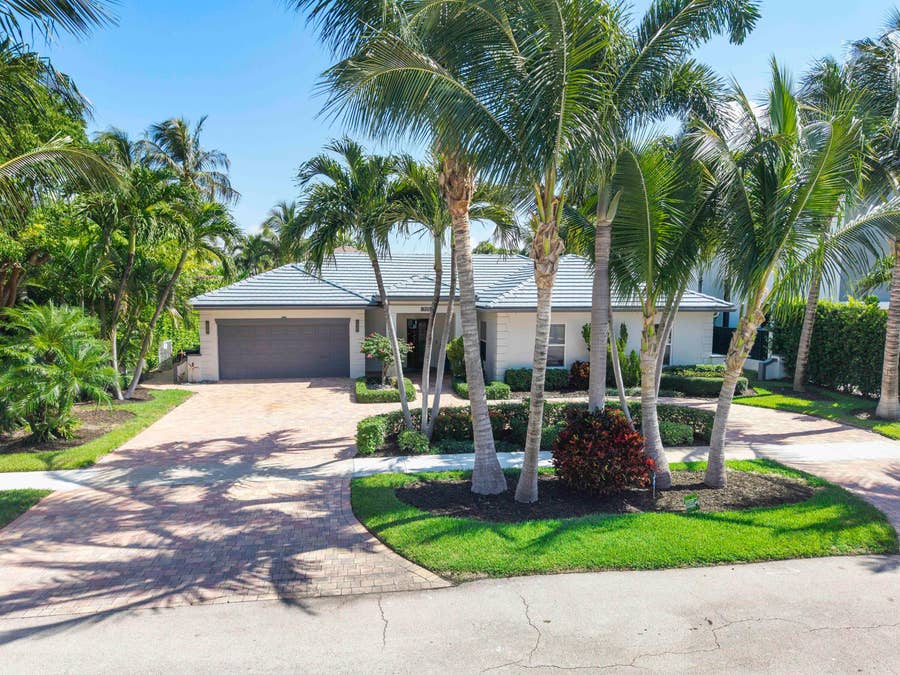 Property photo for 725 NE 36th Street, Boca Raton, FL