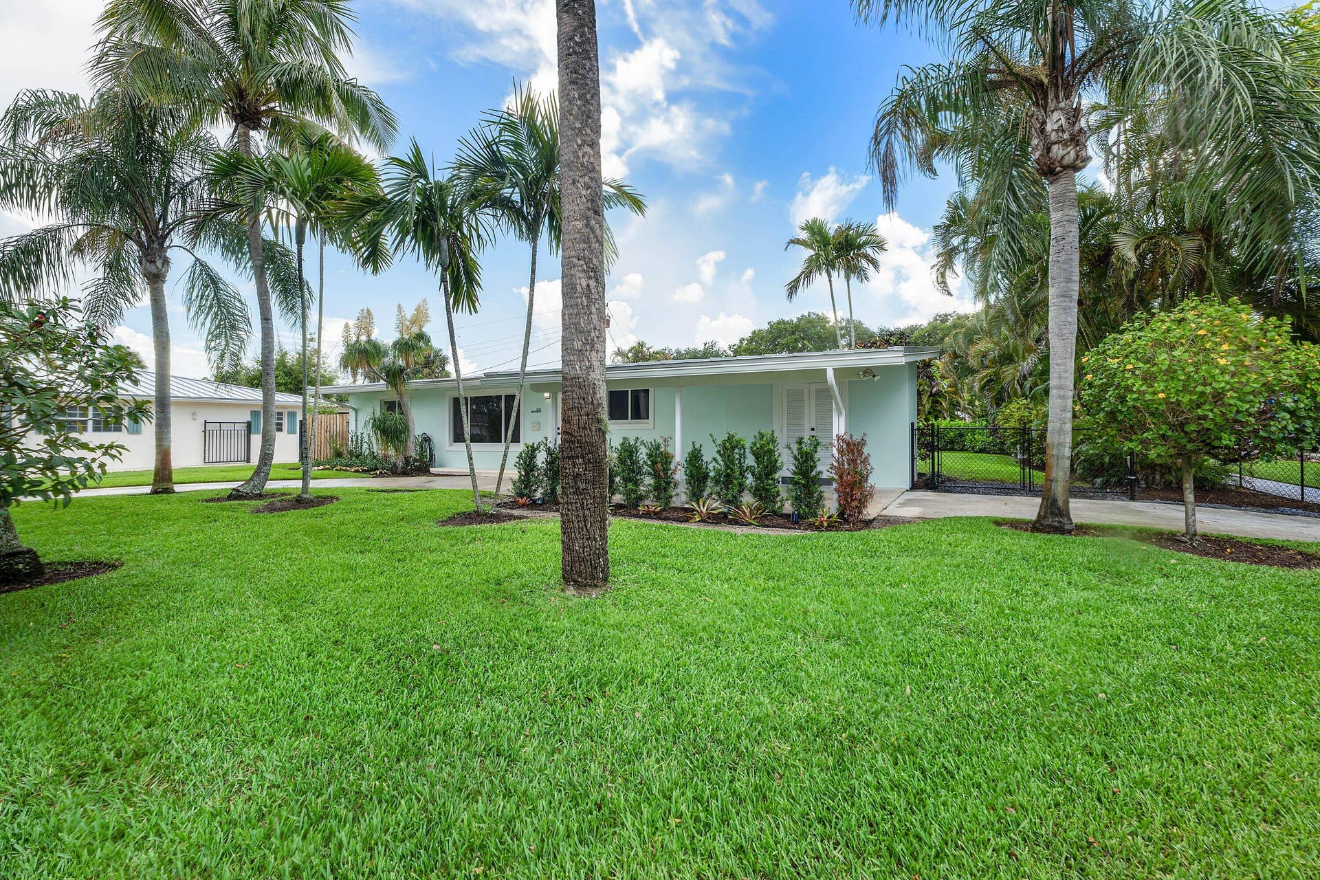 945 Westwind Drive, North Palm Beach, FL 33408 002-945WestwindDrive-NorthPalmBeach-FL-3