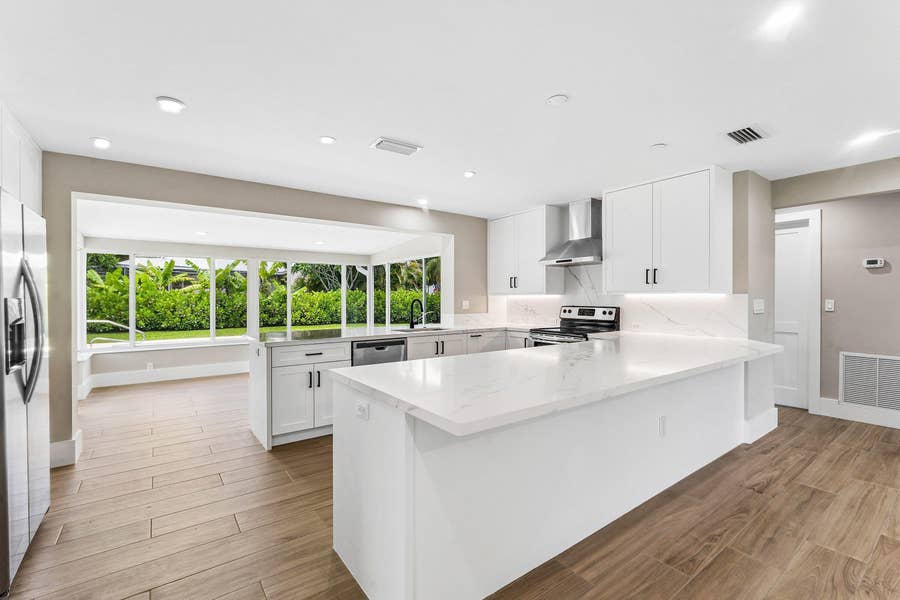 Property photo for 945 Westwind Drive, North Palm Beach, FL