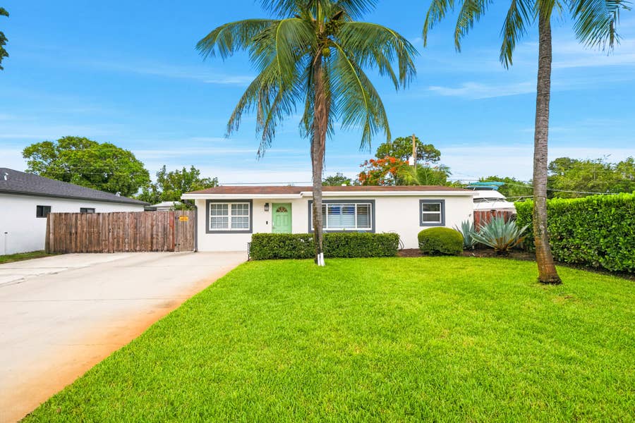 Property photo for 3140 NE 12th Avenue, Pompano Beach, FL