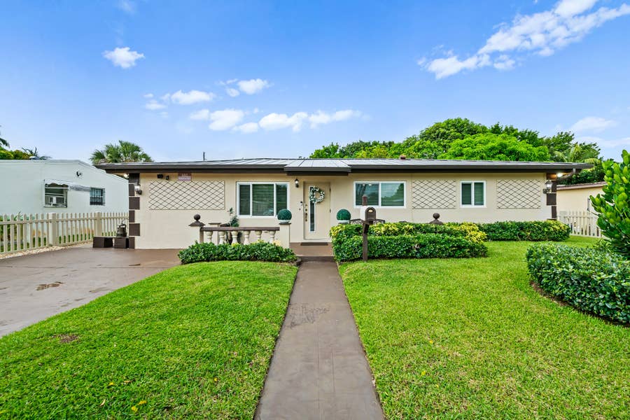 Property photo for 480 Alabama Avenue, Fort Lauderdale, FL