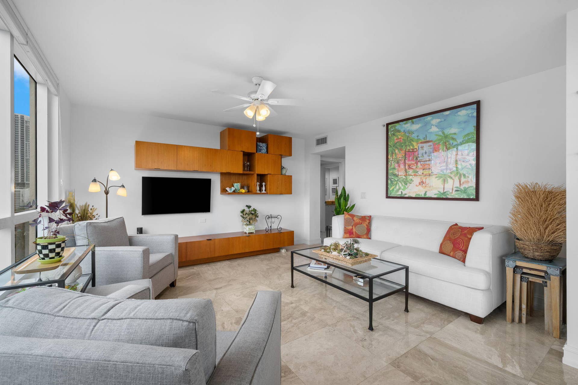 6 Living Room