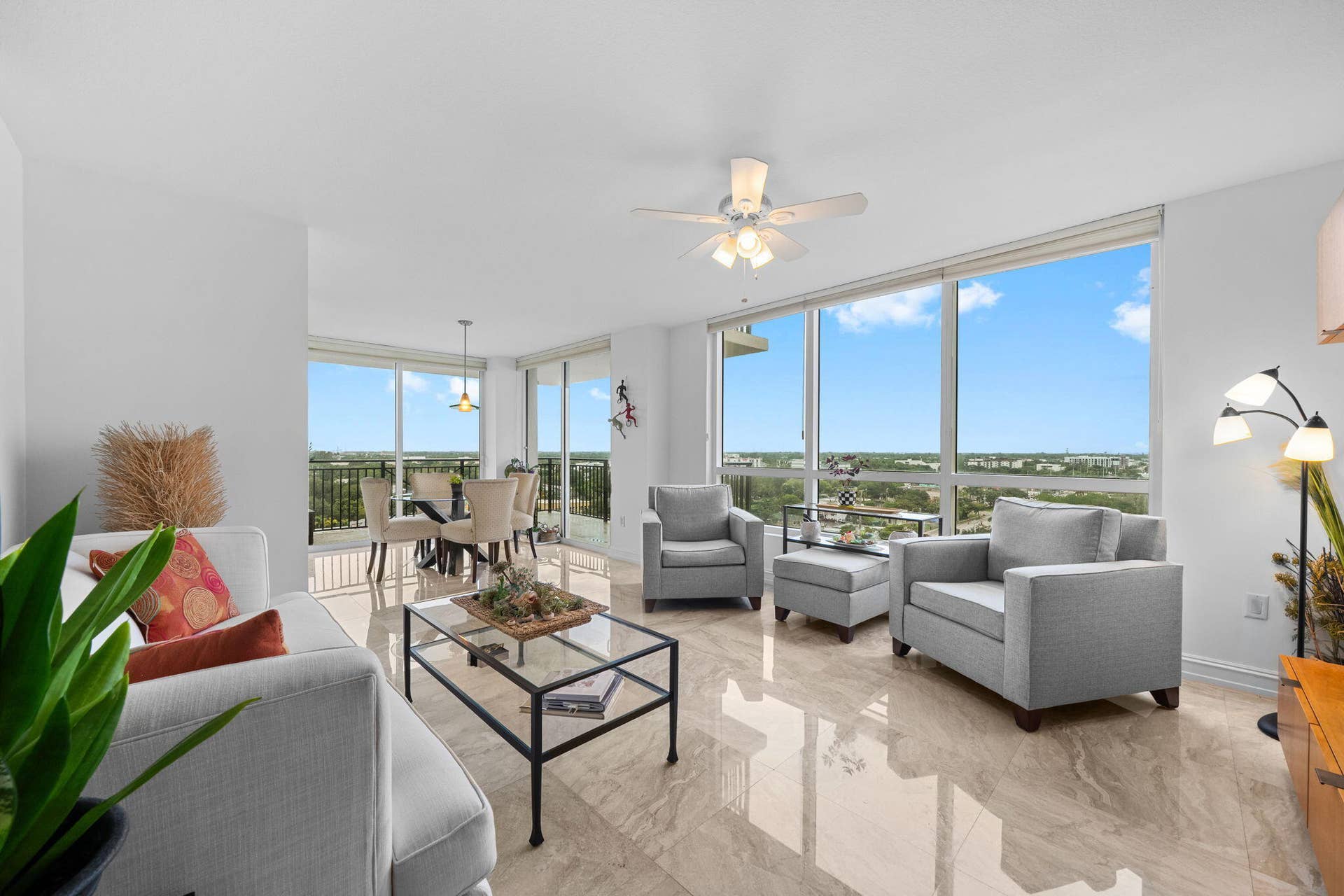1 Living Room Dining Area and Covered Wr