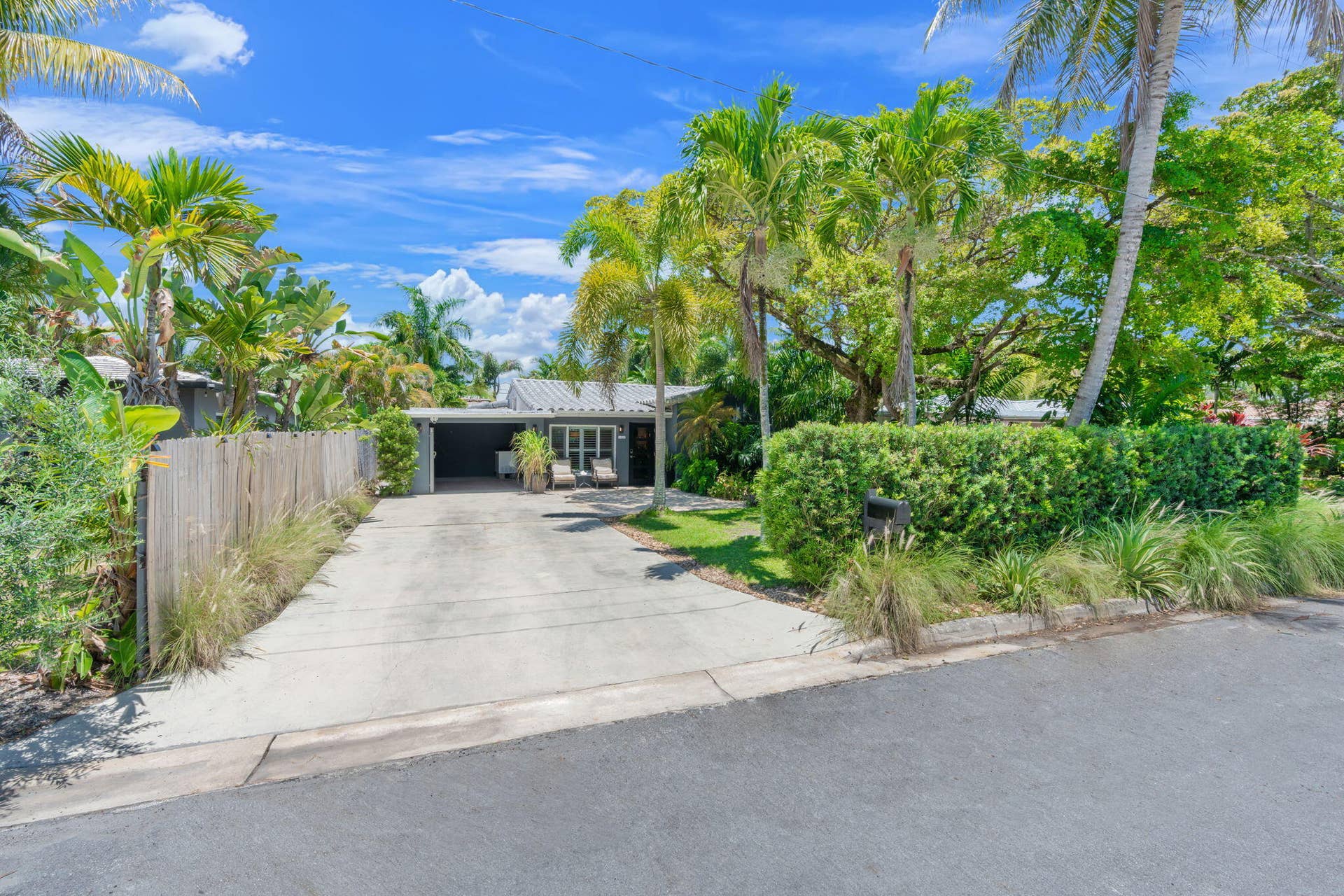 1522 NE 17th Terrace, Fort Lauderdale, FL 33304 1-web-or-mls-1522 NE 17th Terrace, Fort