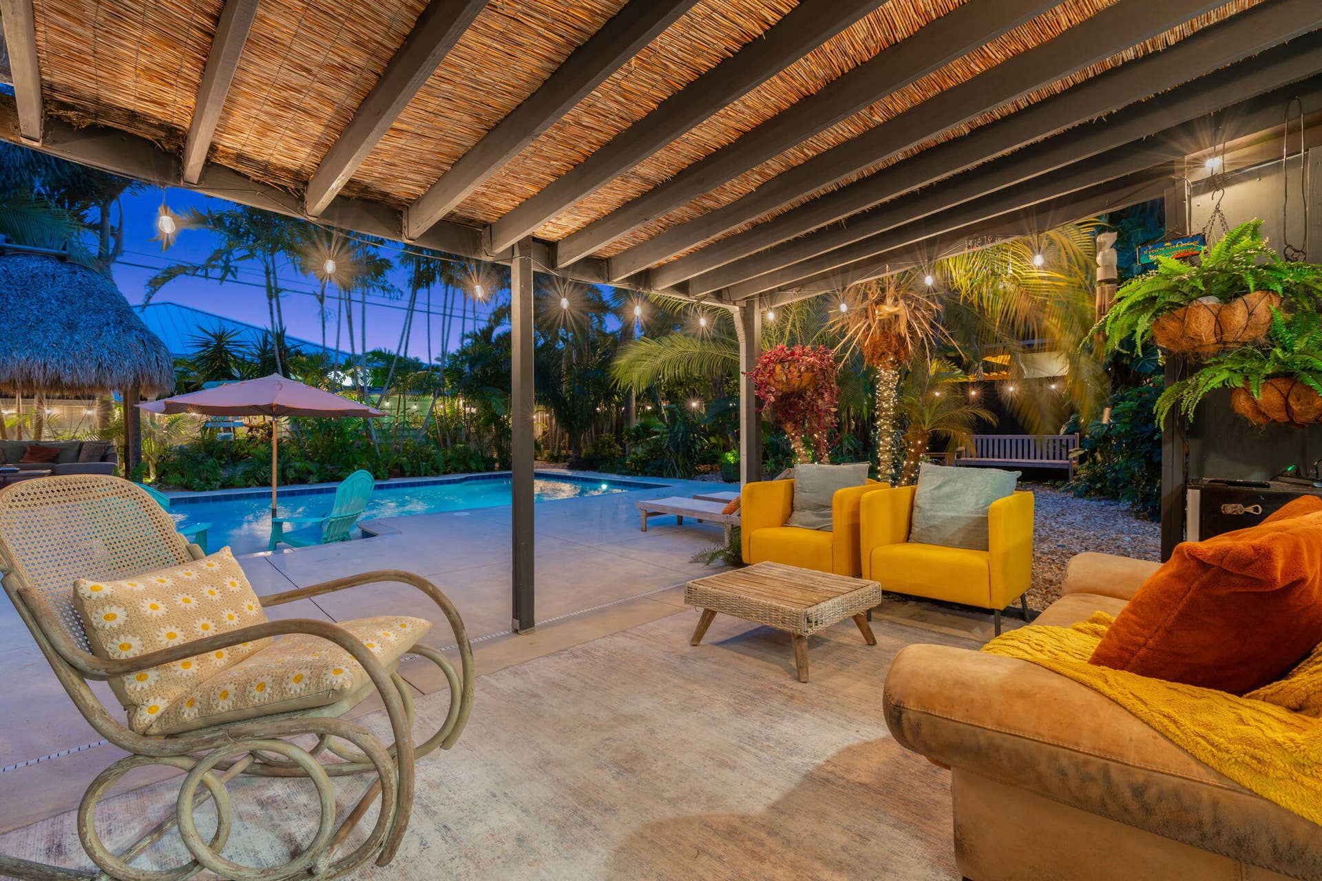 1522 NE 17th Terrace, Fort Lauderdale, FL 33304 56-web-or-mls-Twilight 1522 NE 17th Terr