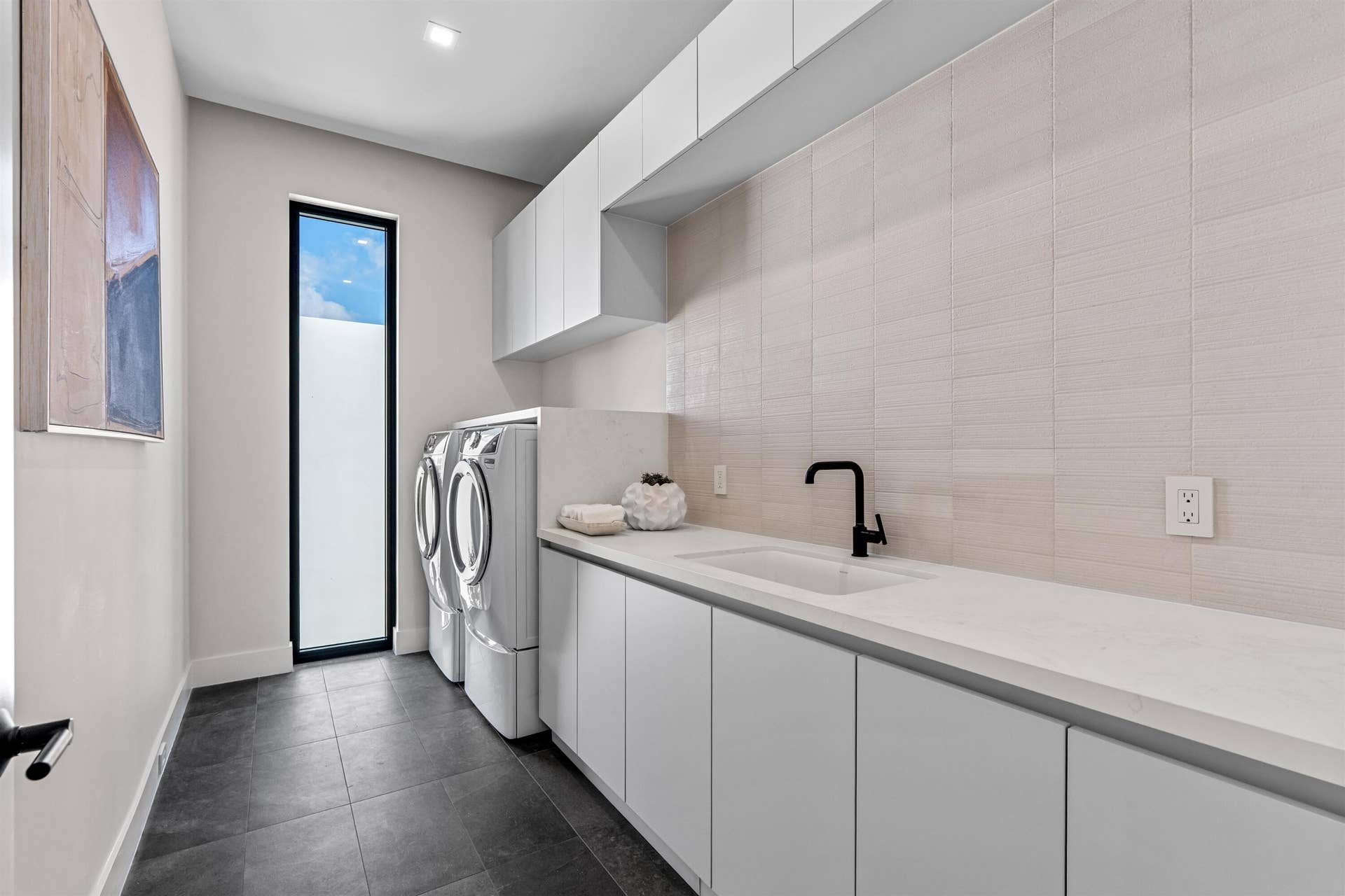 LAUNDRY_ROOM