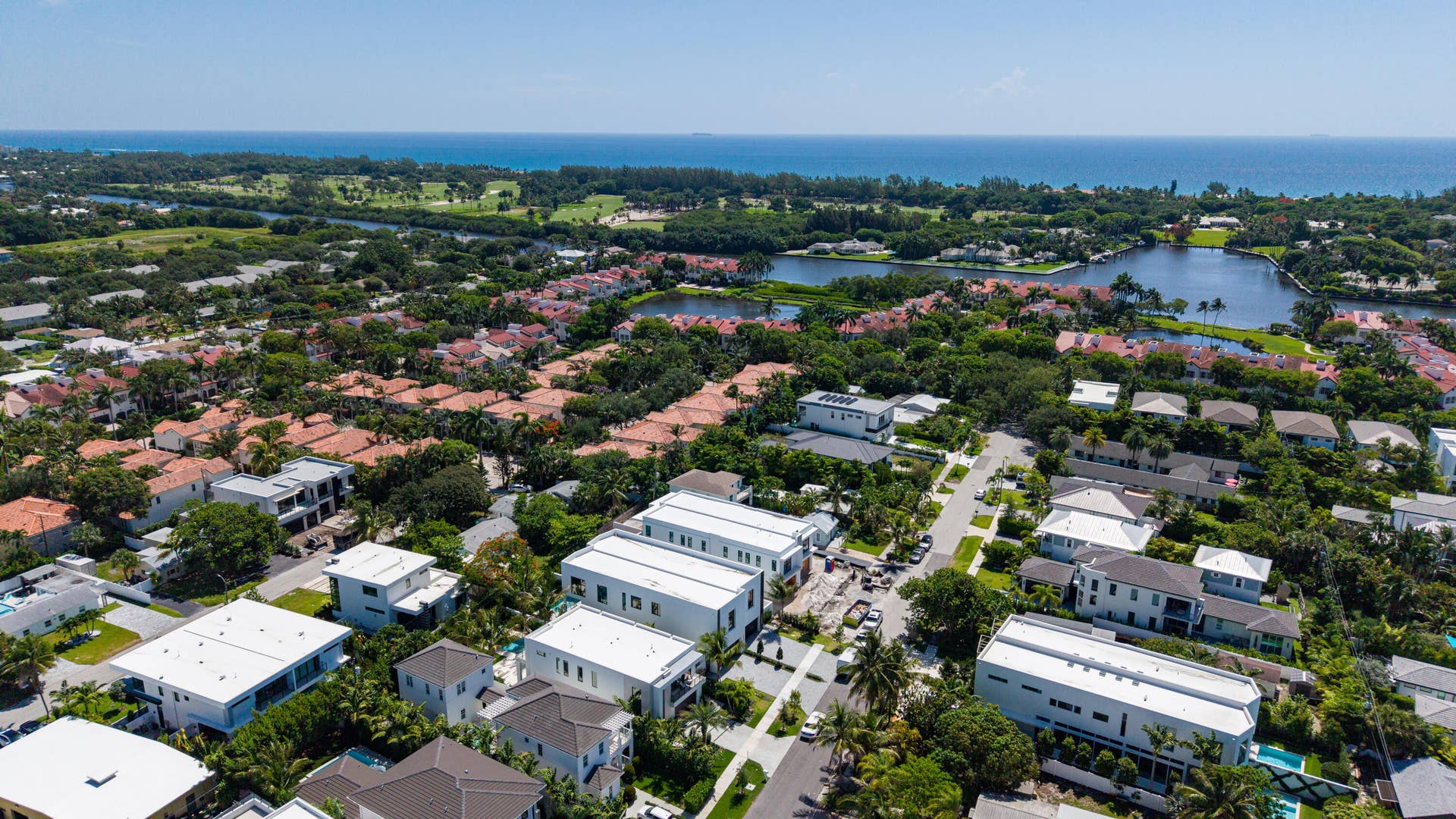 723 N Lake Ave Aerial 14