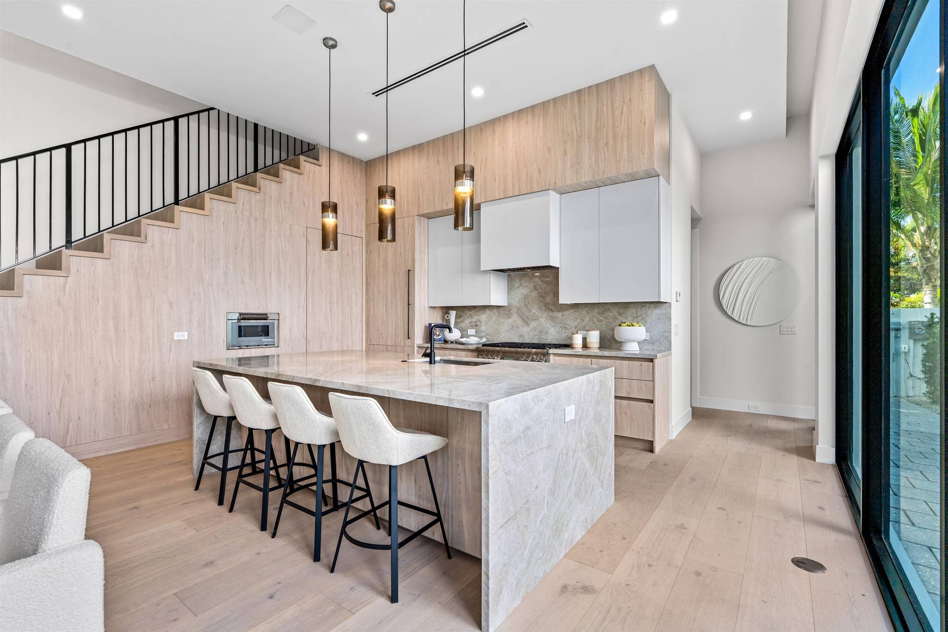 KITCHEN_ANGLE_LEFT