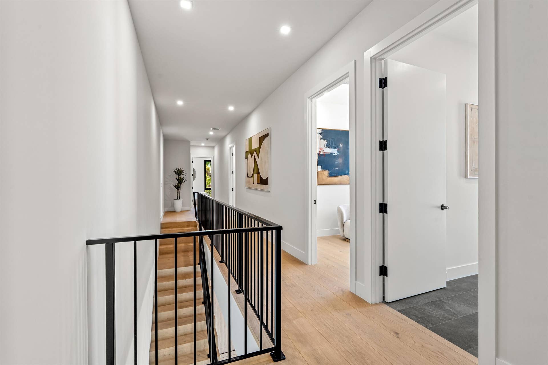 STAIRS_LANDING