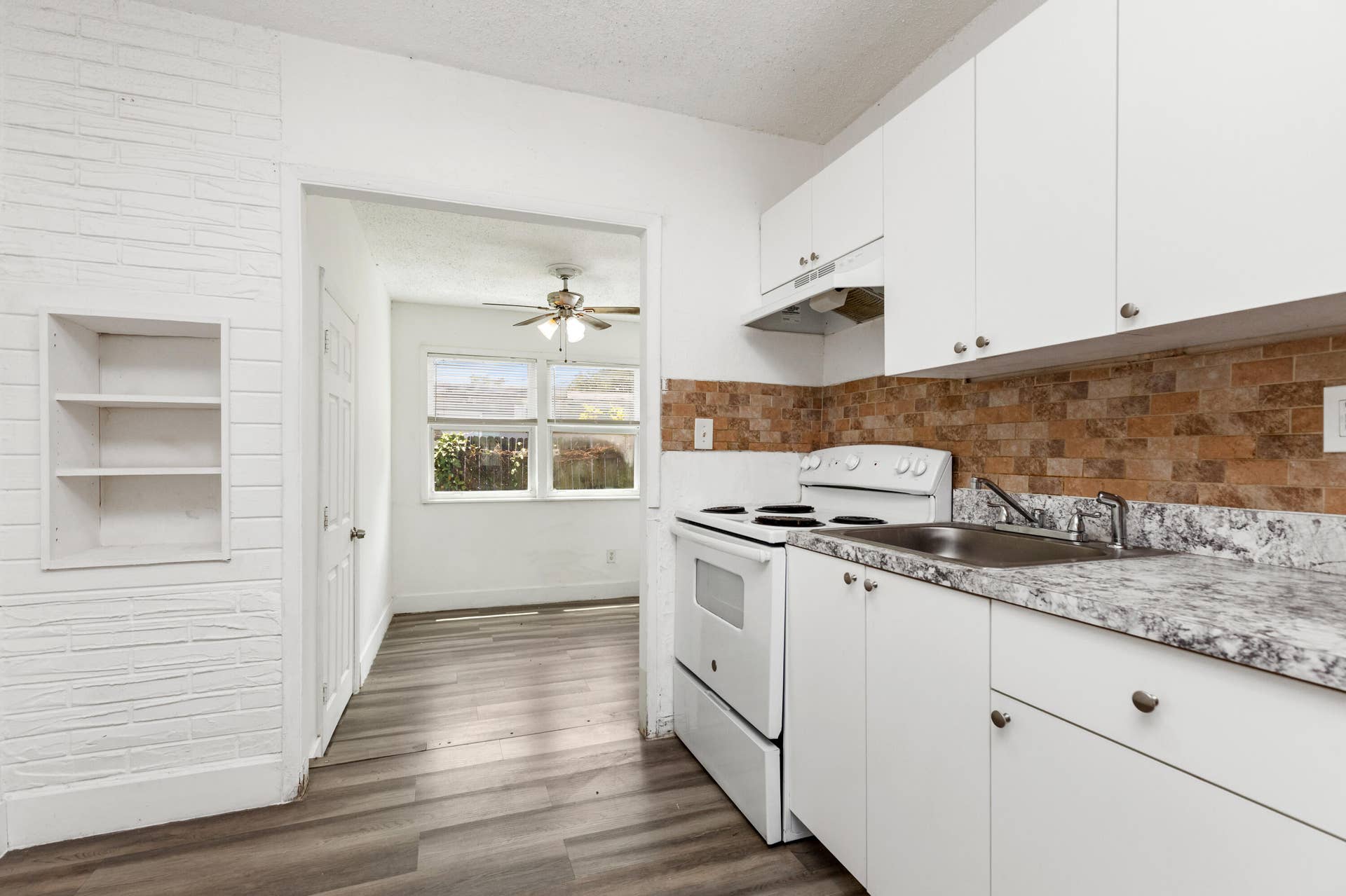 5521 SW 34th Street, #1-2, Hollywood, FL 33023 1I6A9931