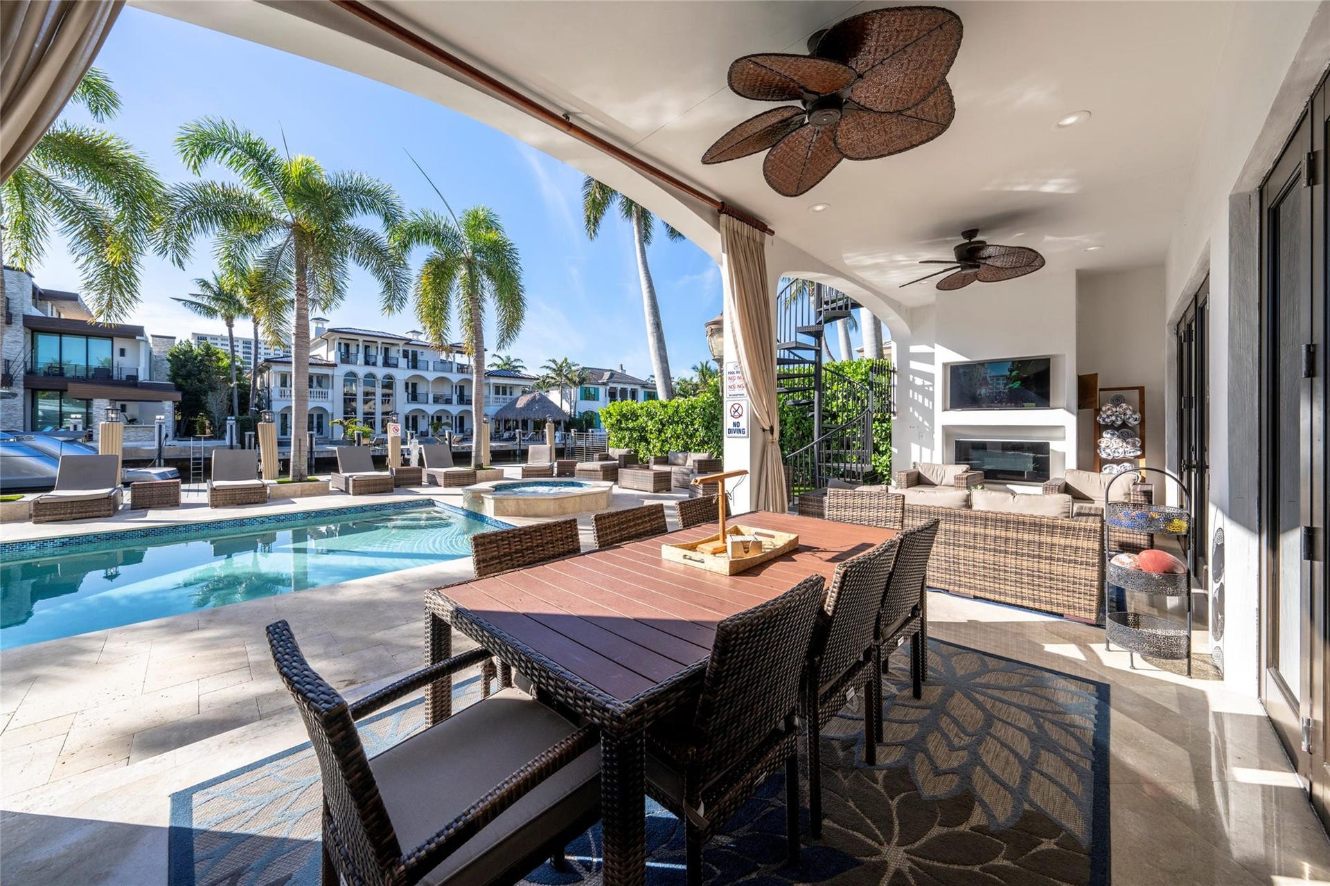 2430 Castilla Isle, Fort Lauderdale, FL 33301 Photo 41