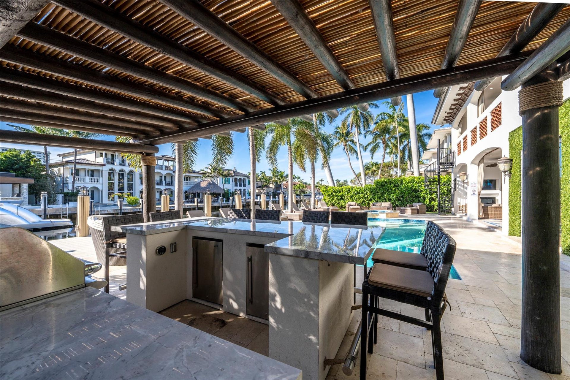 2430 Castilla Isle, Fort Lauderdale, FL 33301 Photo 47