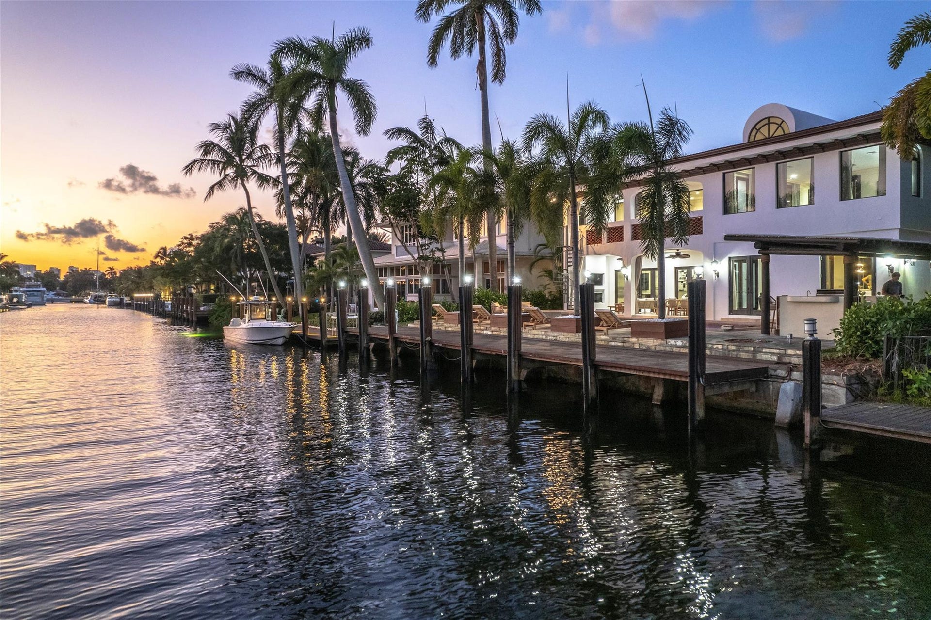2430 Castilla Isle, Fort Lauderdale, FL 33301 Photo 1