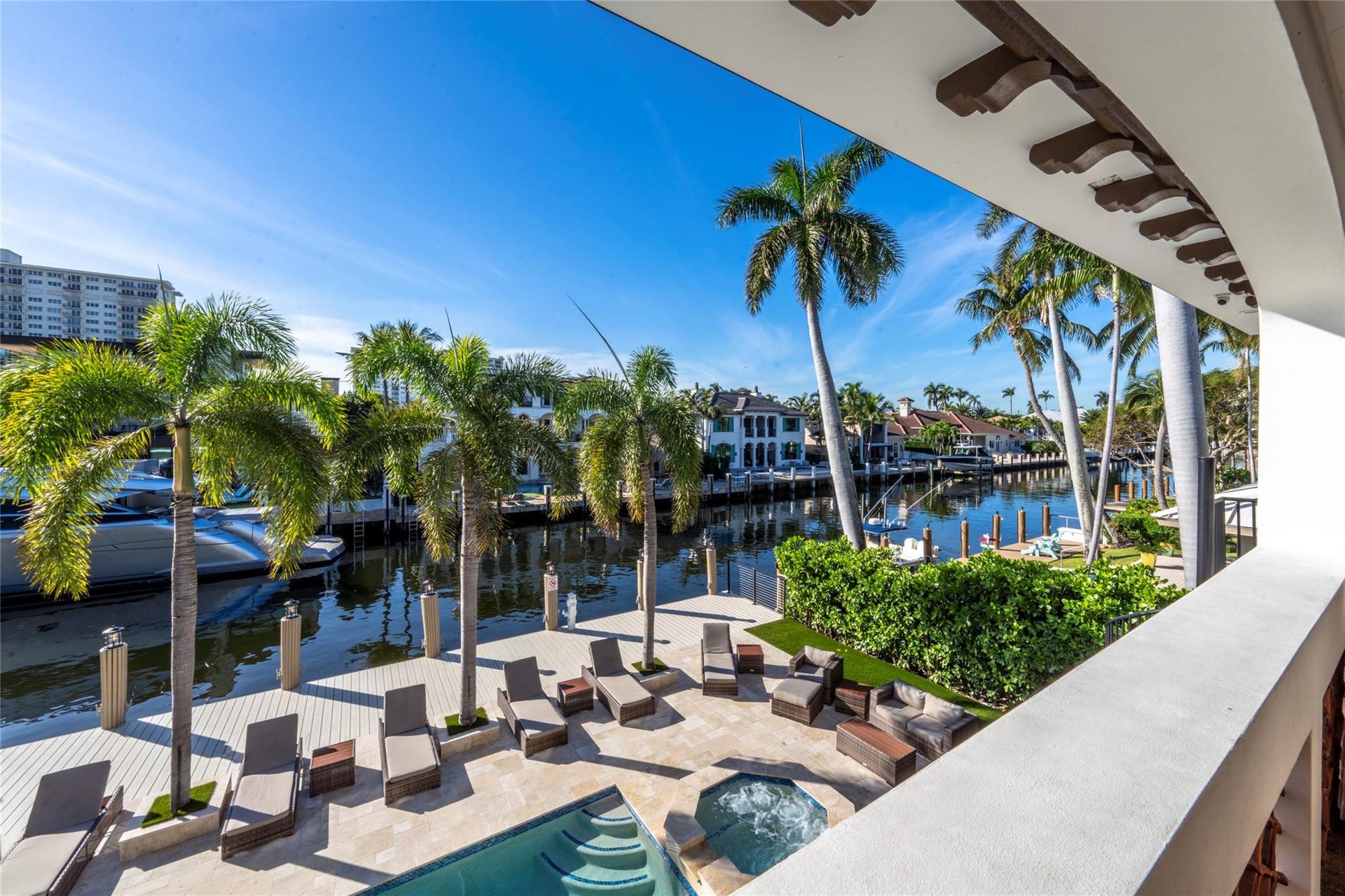2430 Castilla Isle, Fort Lauderdale, FL 33301 Photo 23